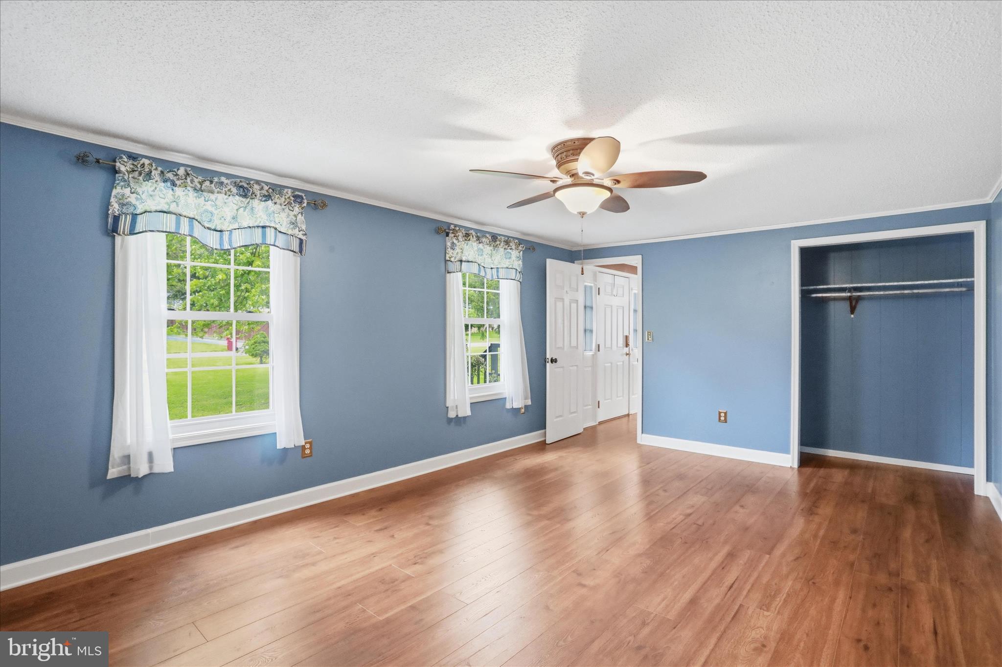 SHASTA EAST - Residential