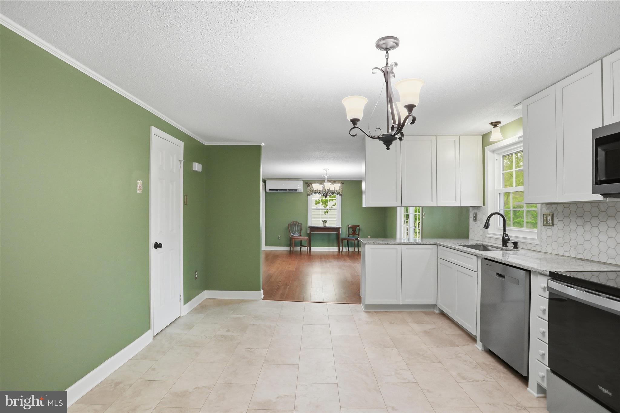 SHASTA EAST - Residential