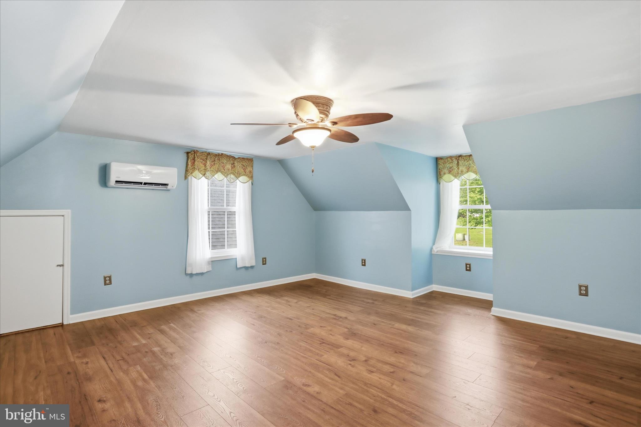 SHASTA EAST - Residential