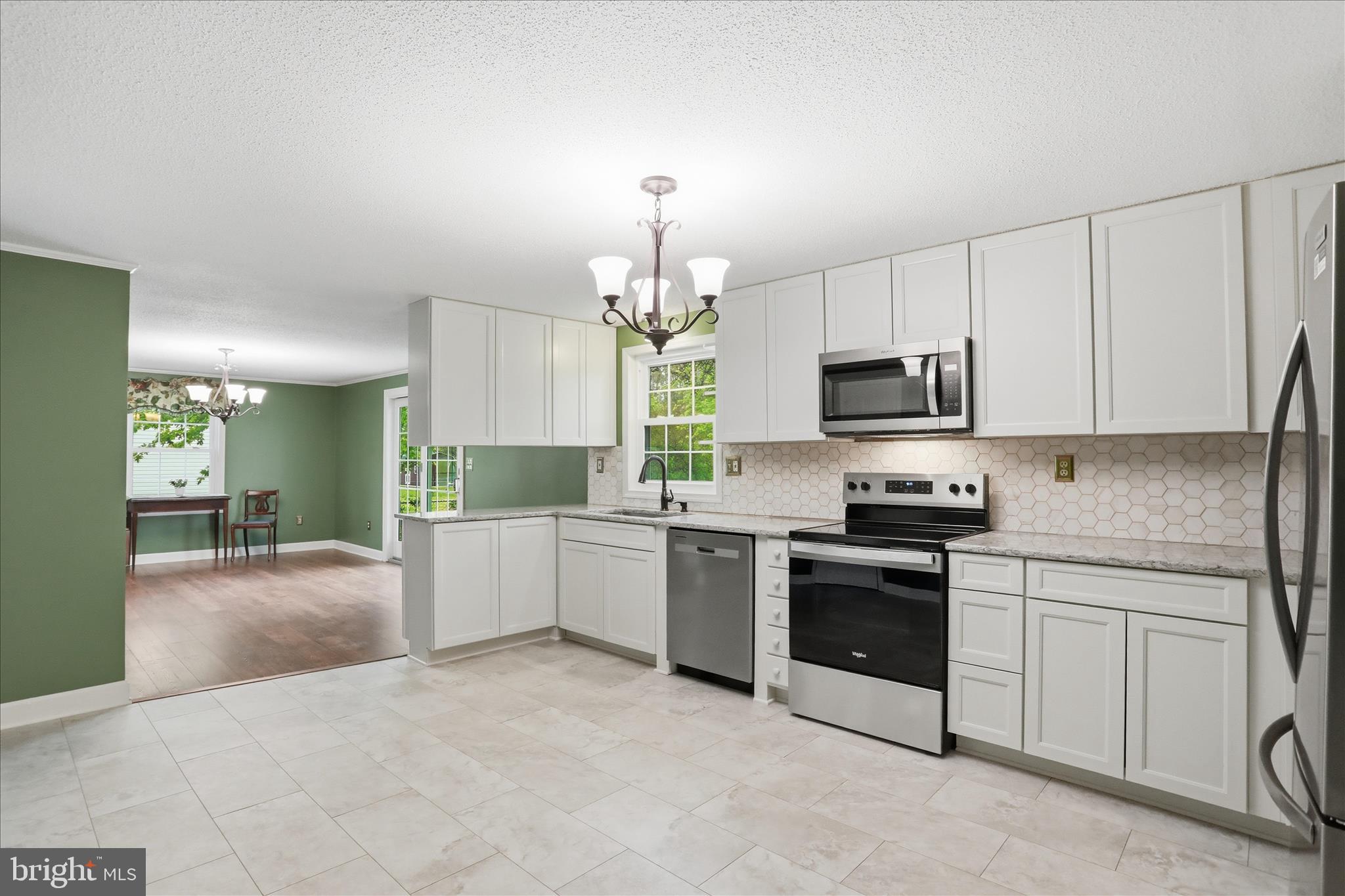 SHASTA EAST - Residential