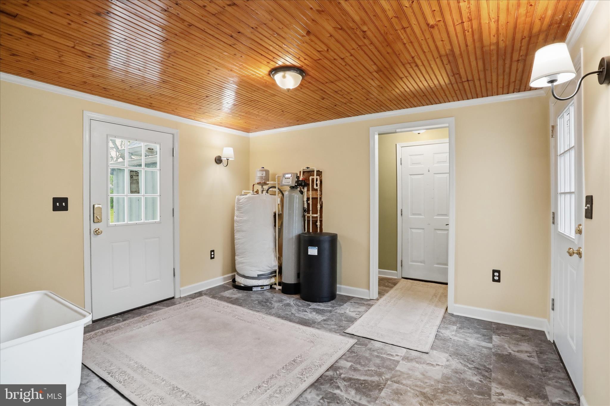 SHASTA EAST - Residential