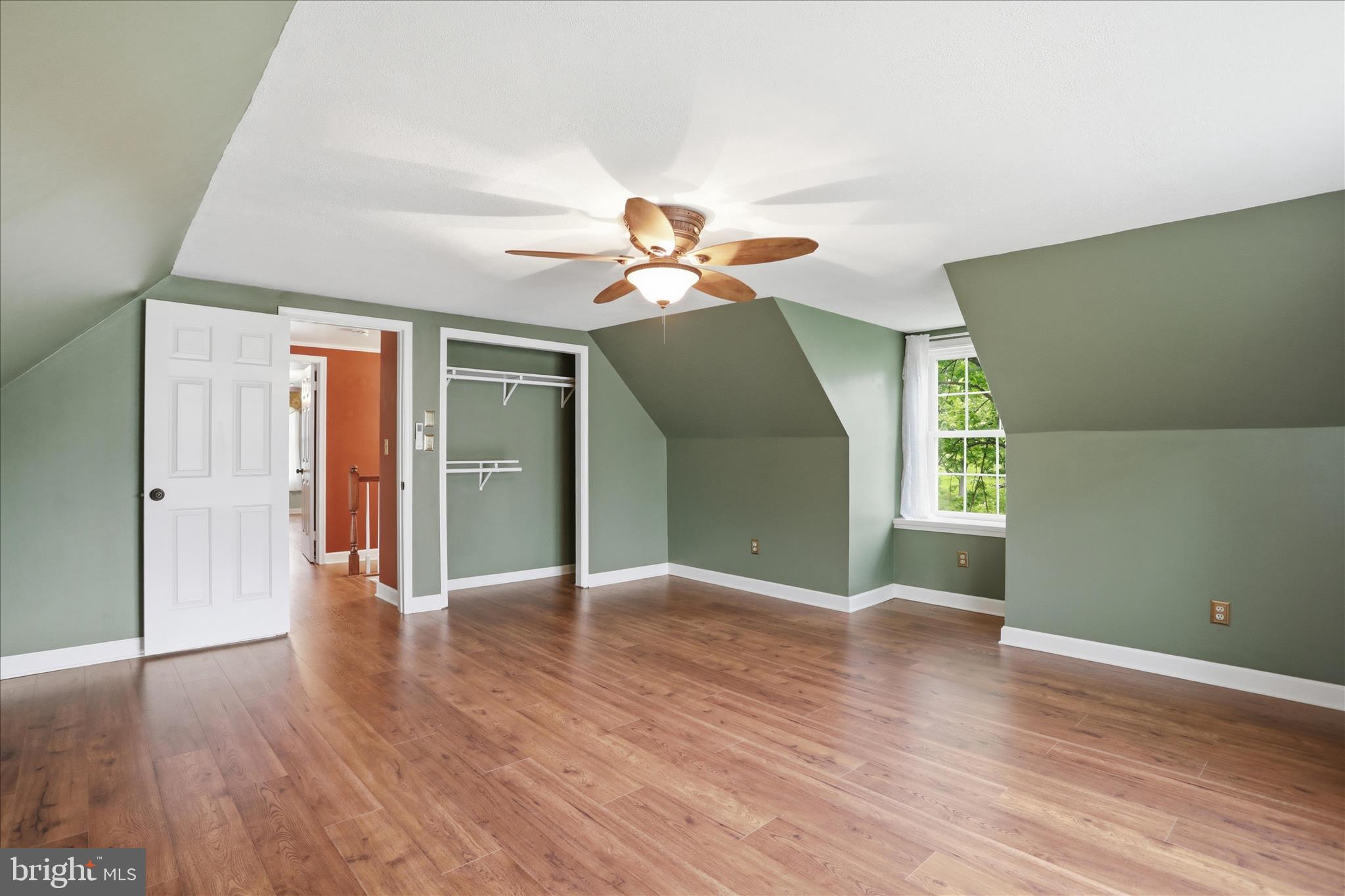 SHASTA EAST - Residential