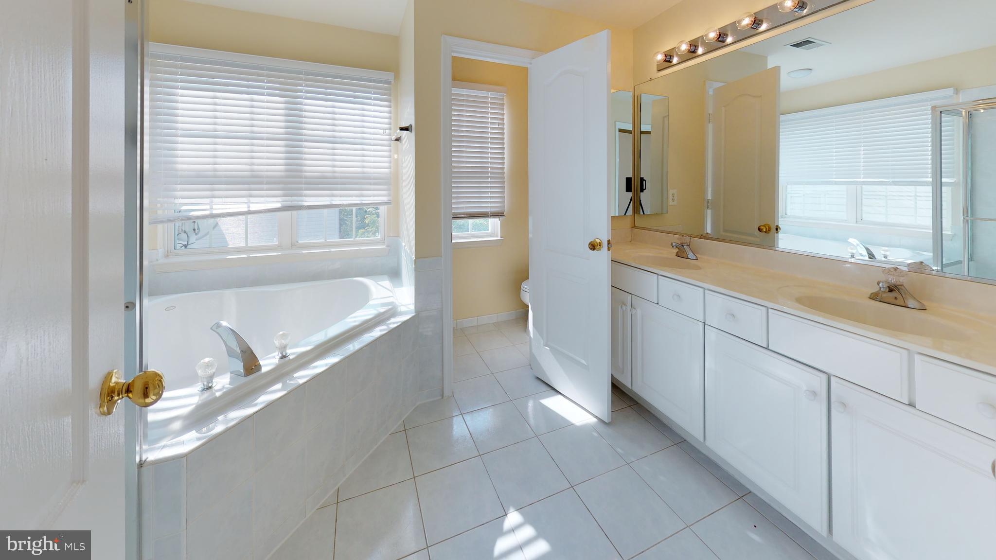 WOODLAND PARK - Residential Lease