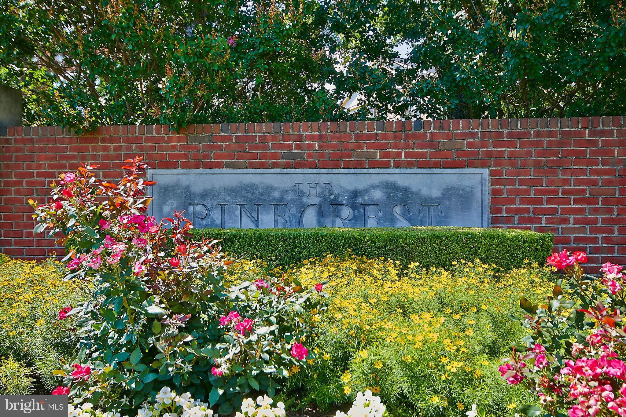 PINECREST - Residential