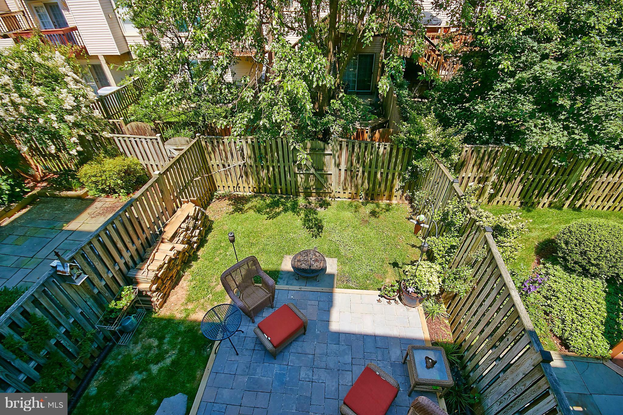 PINECREST - Residential