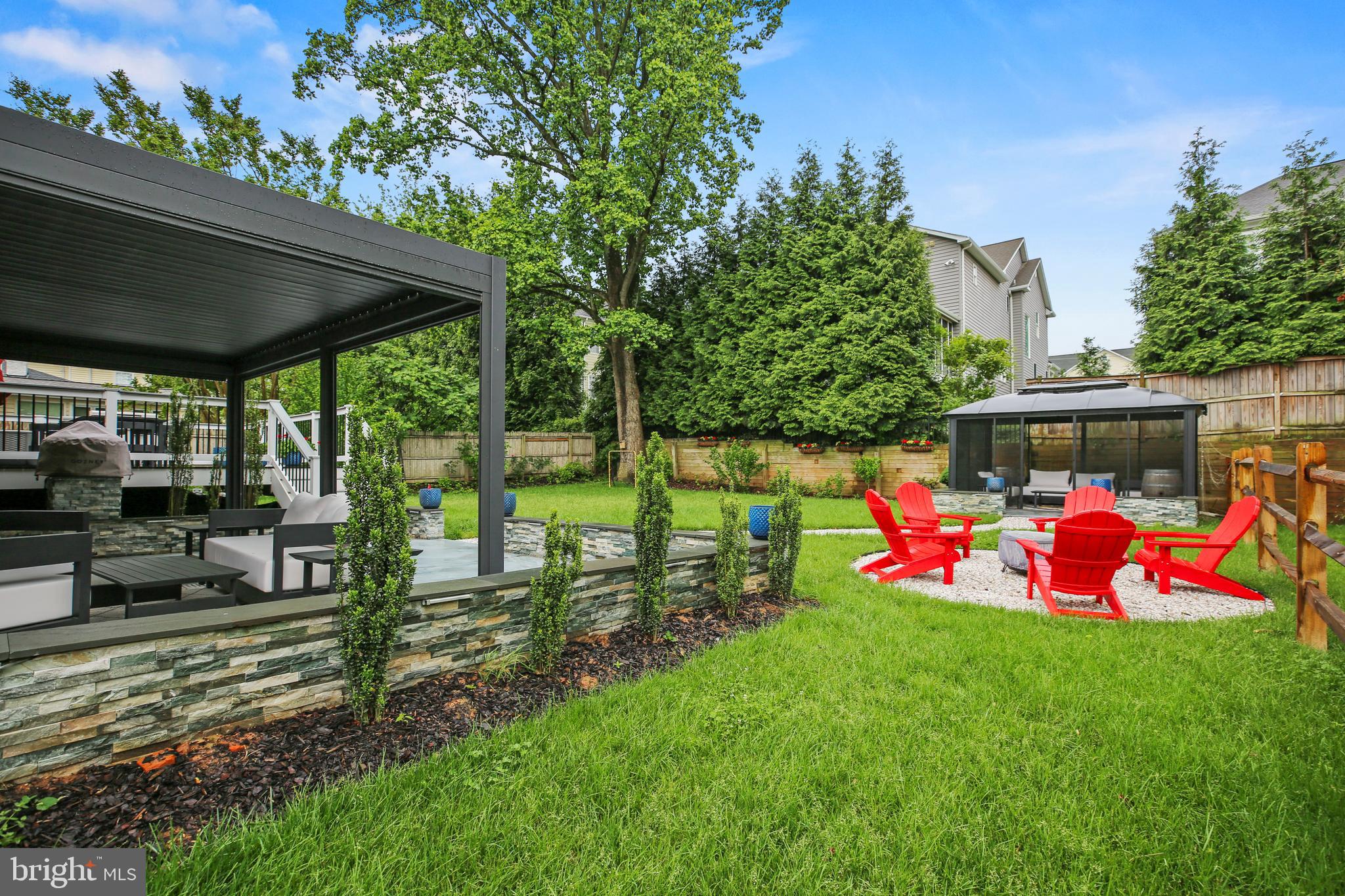 BRADMOOR - Residential Lease