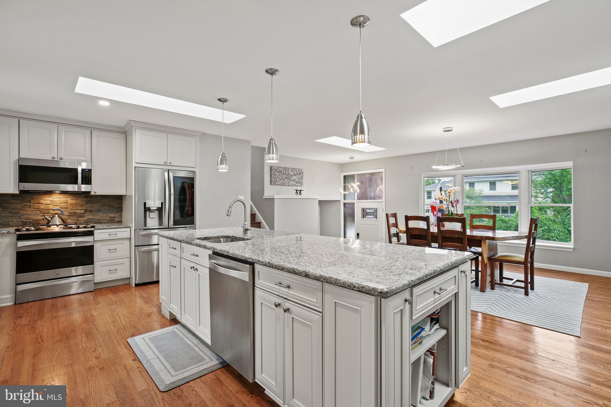 BRADMOOR - Residential Lease