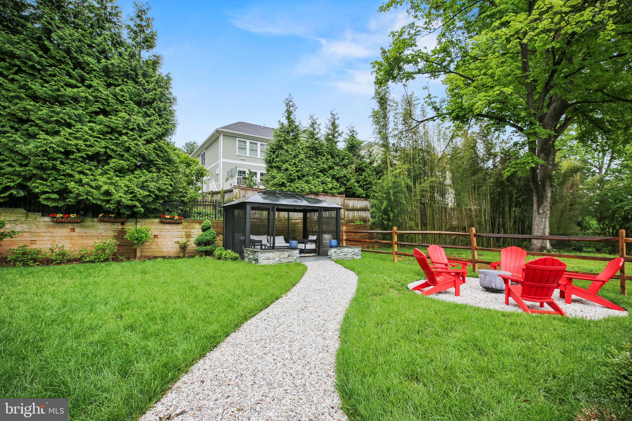 BRADMOOR - Residential Lease