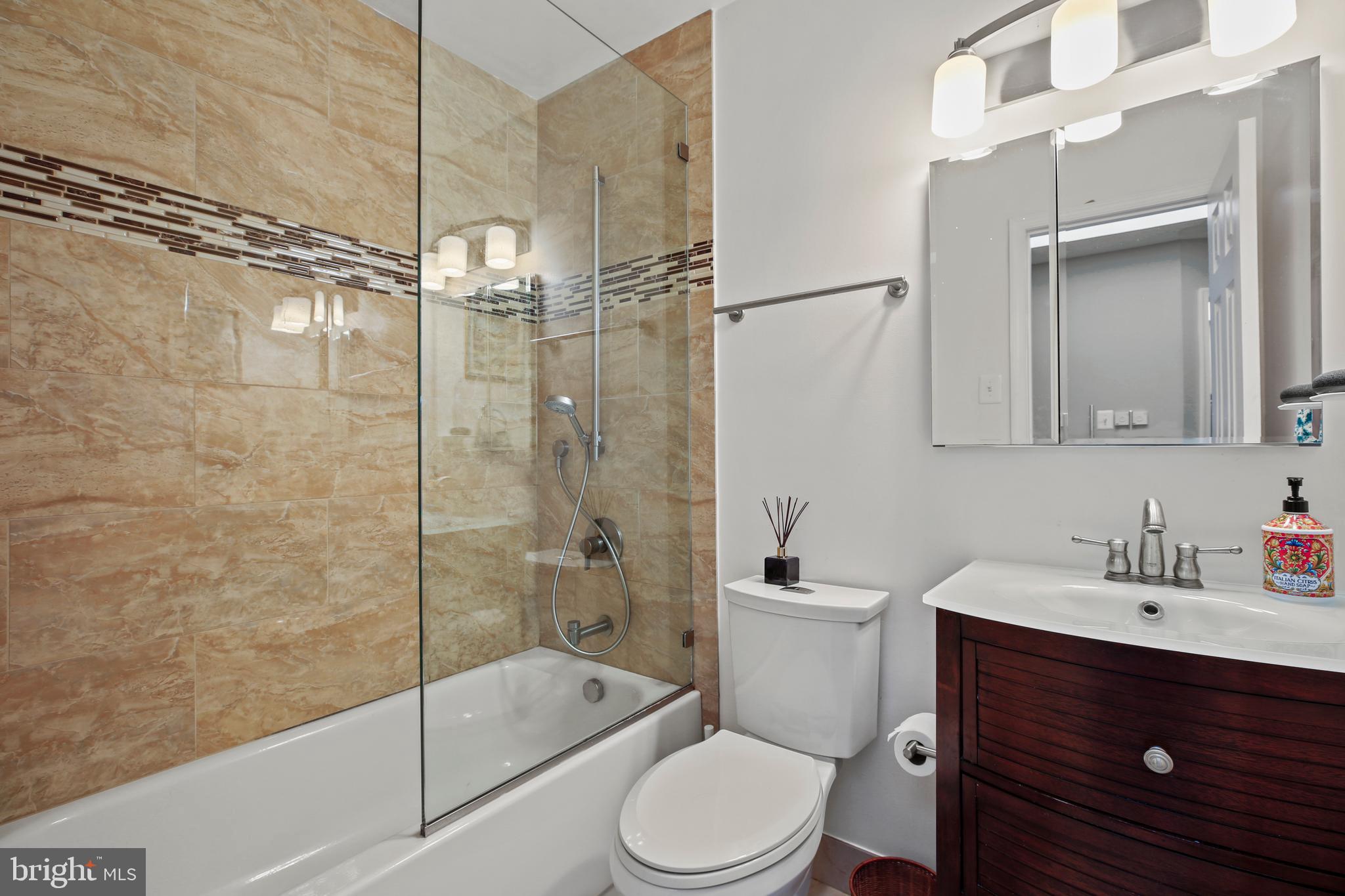 BRADMOOR - Residential Lease