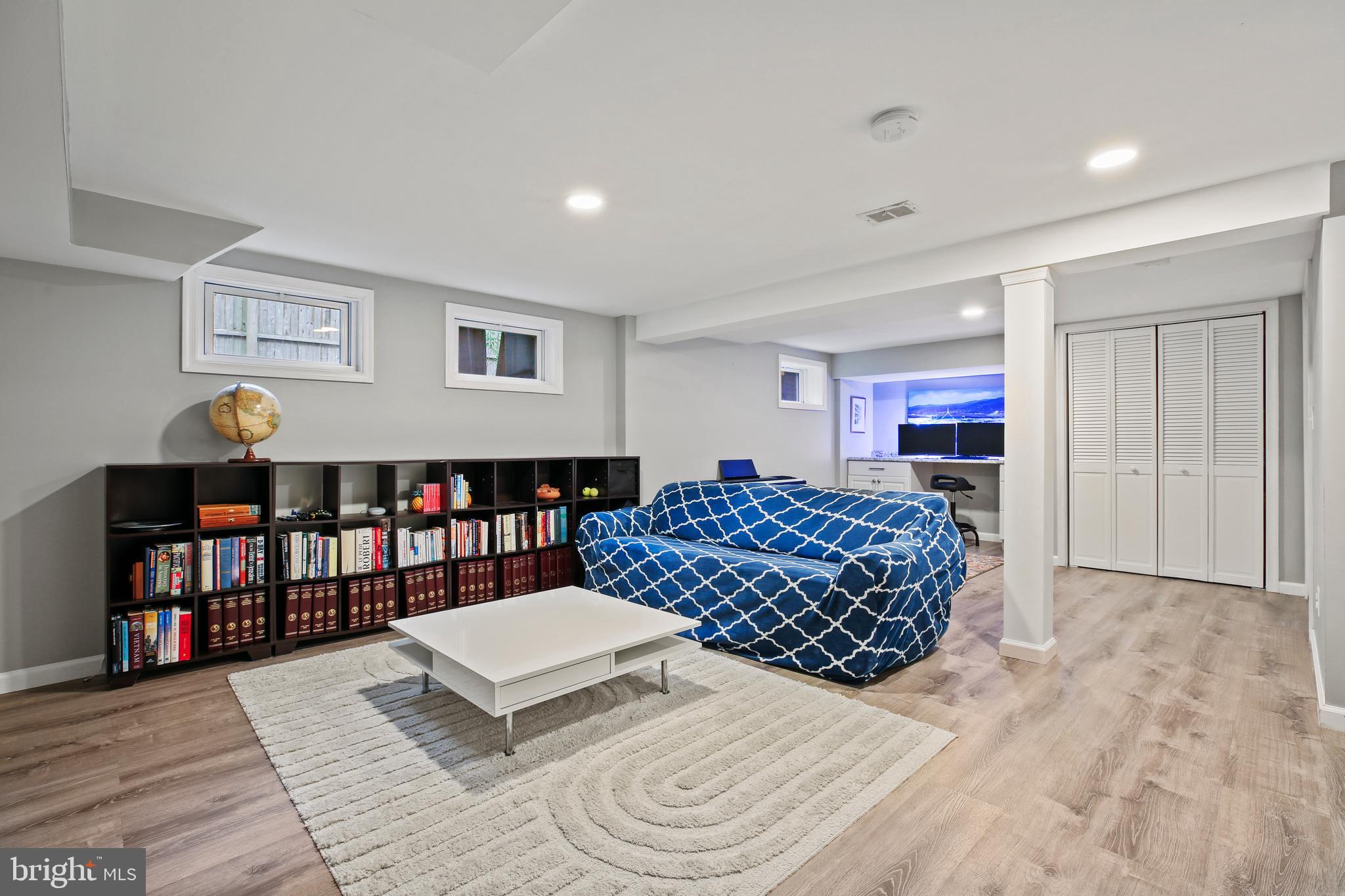 BRADMOOR - Residential Lease