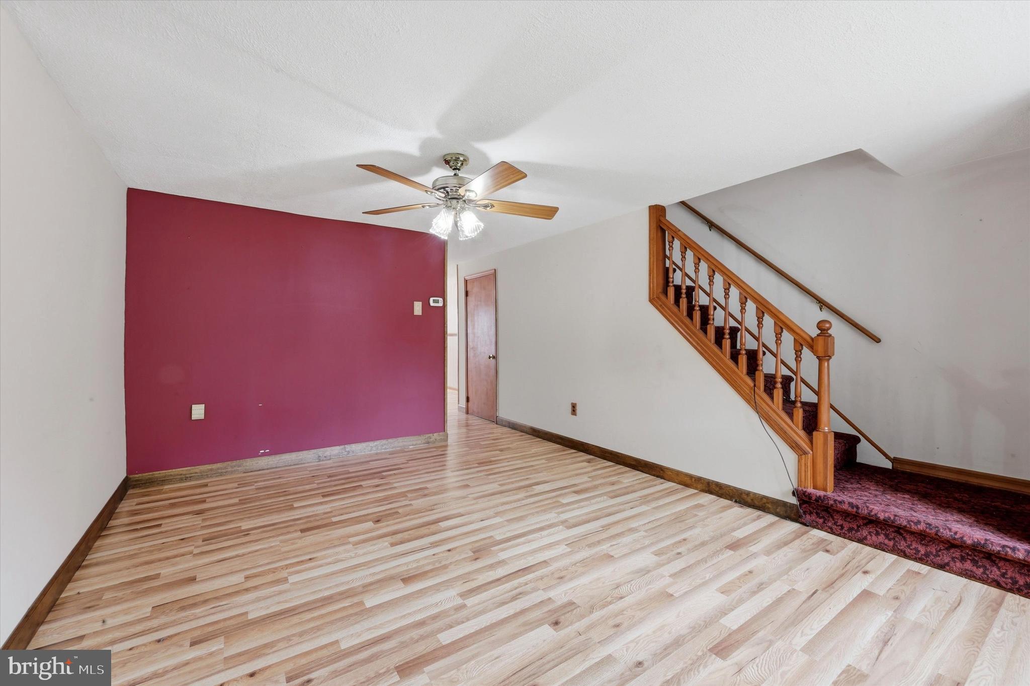 1366 MAPLE AVENUE