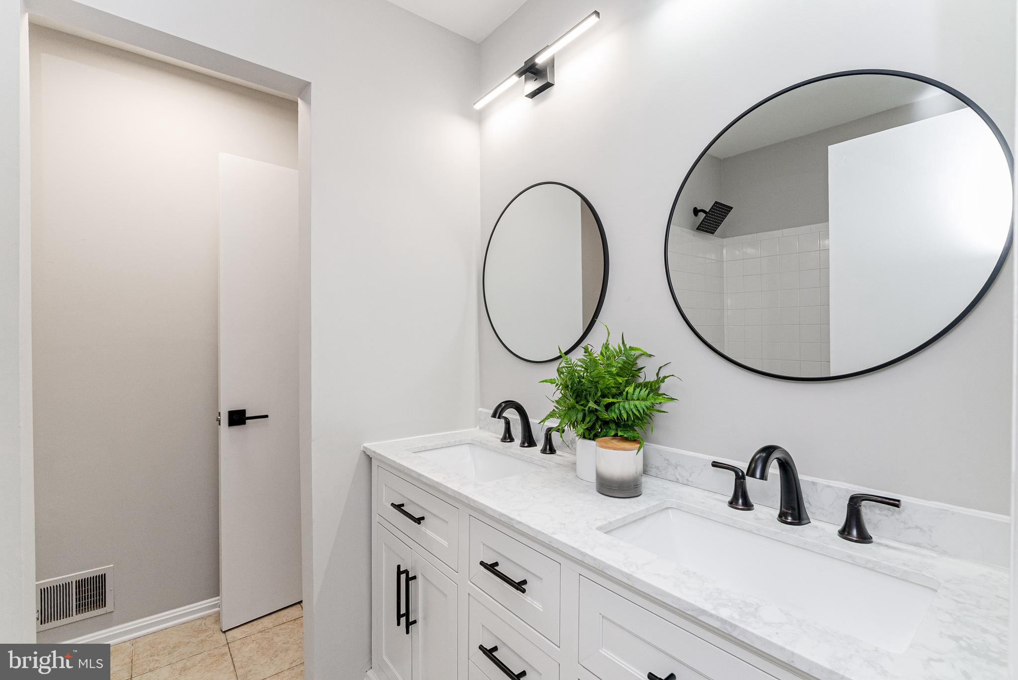 DALE CITY - Residential