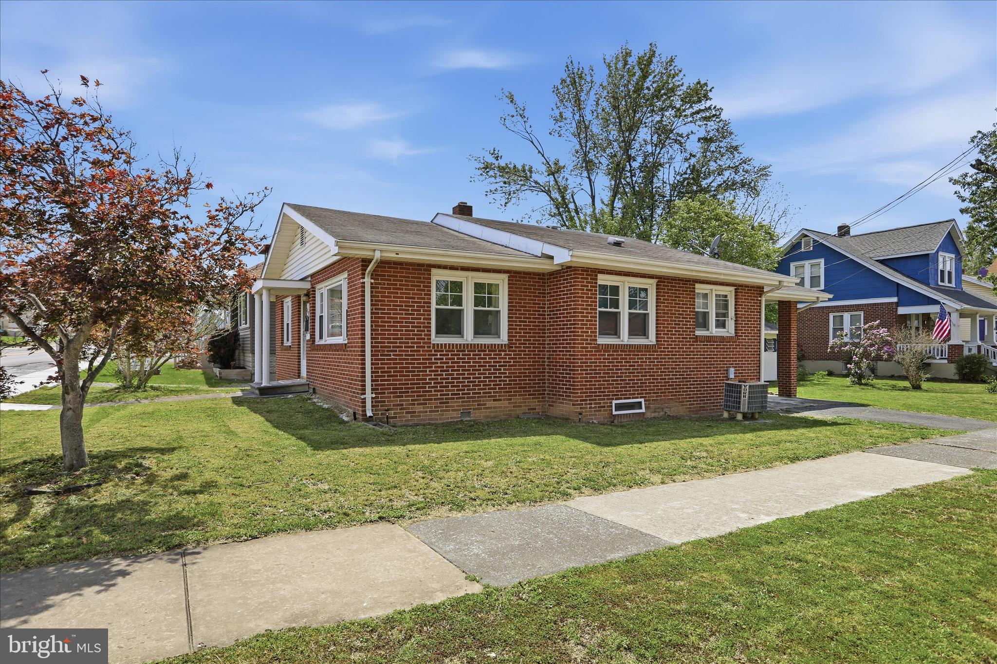 TOWN OF ROMNEY - Residential