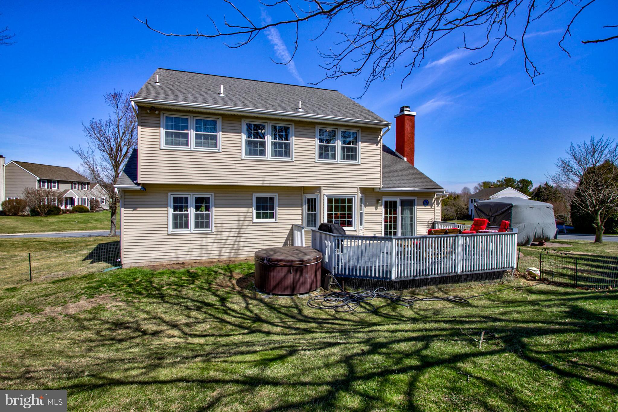 CROSS CREEK - Residential