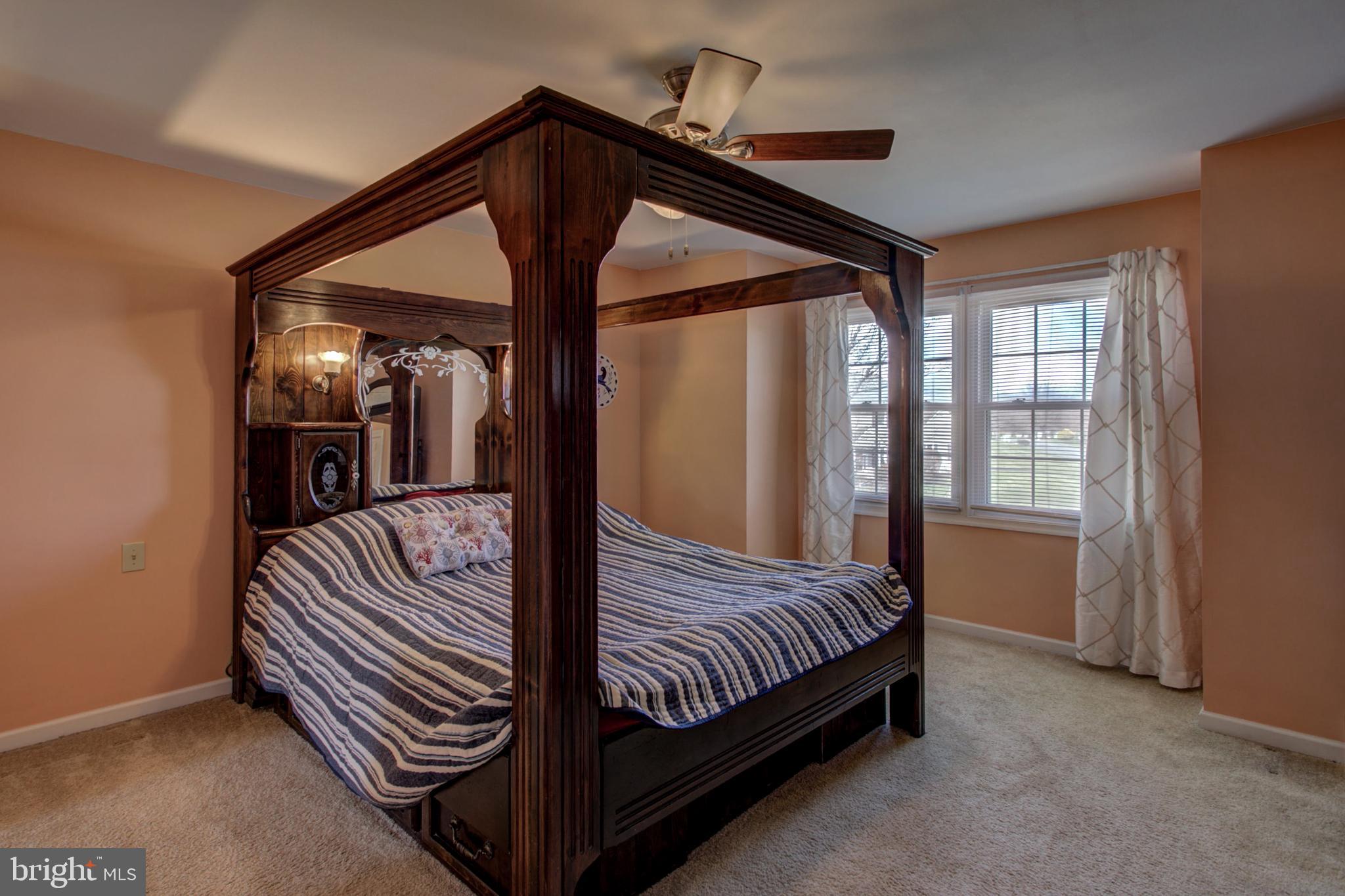 CROSS CREEK - Residential