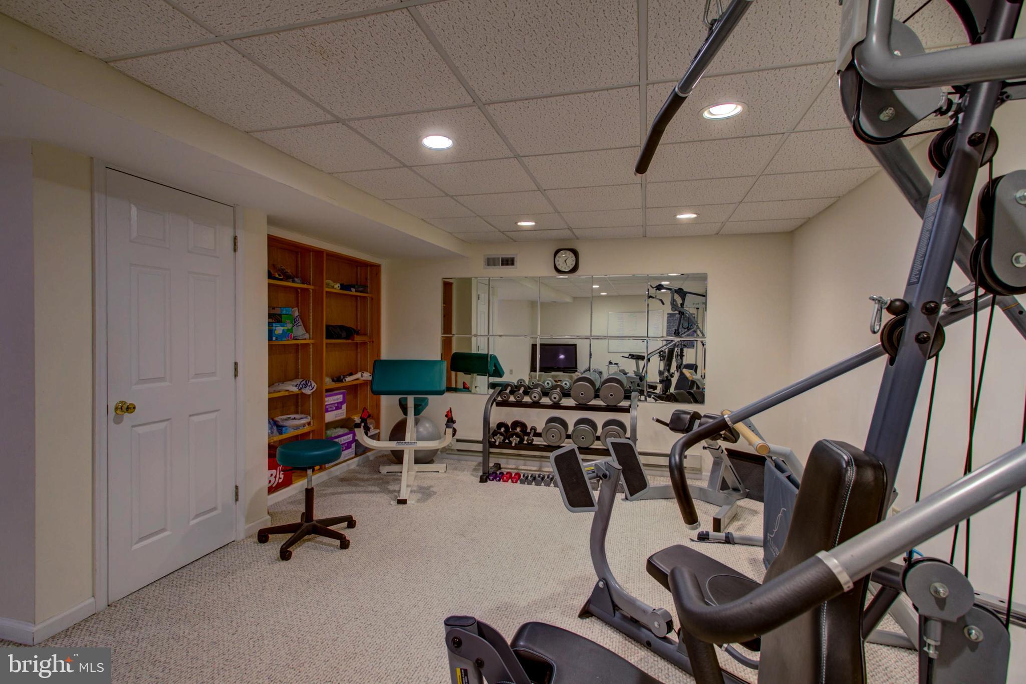 CROSS CREEK - Residential