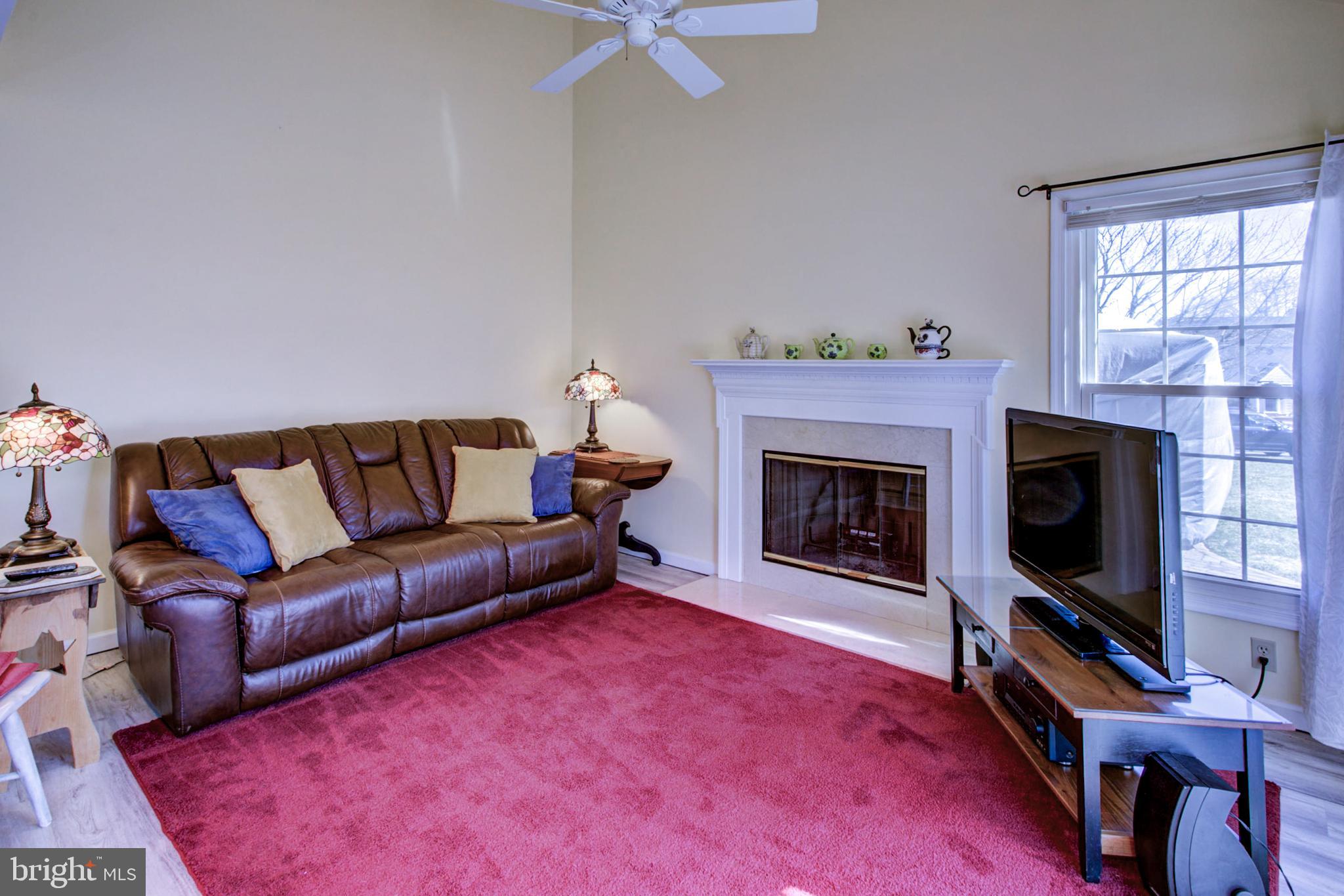 CROSS CREEK - Residential