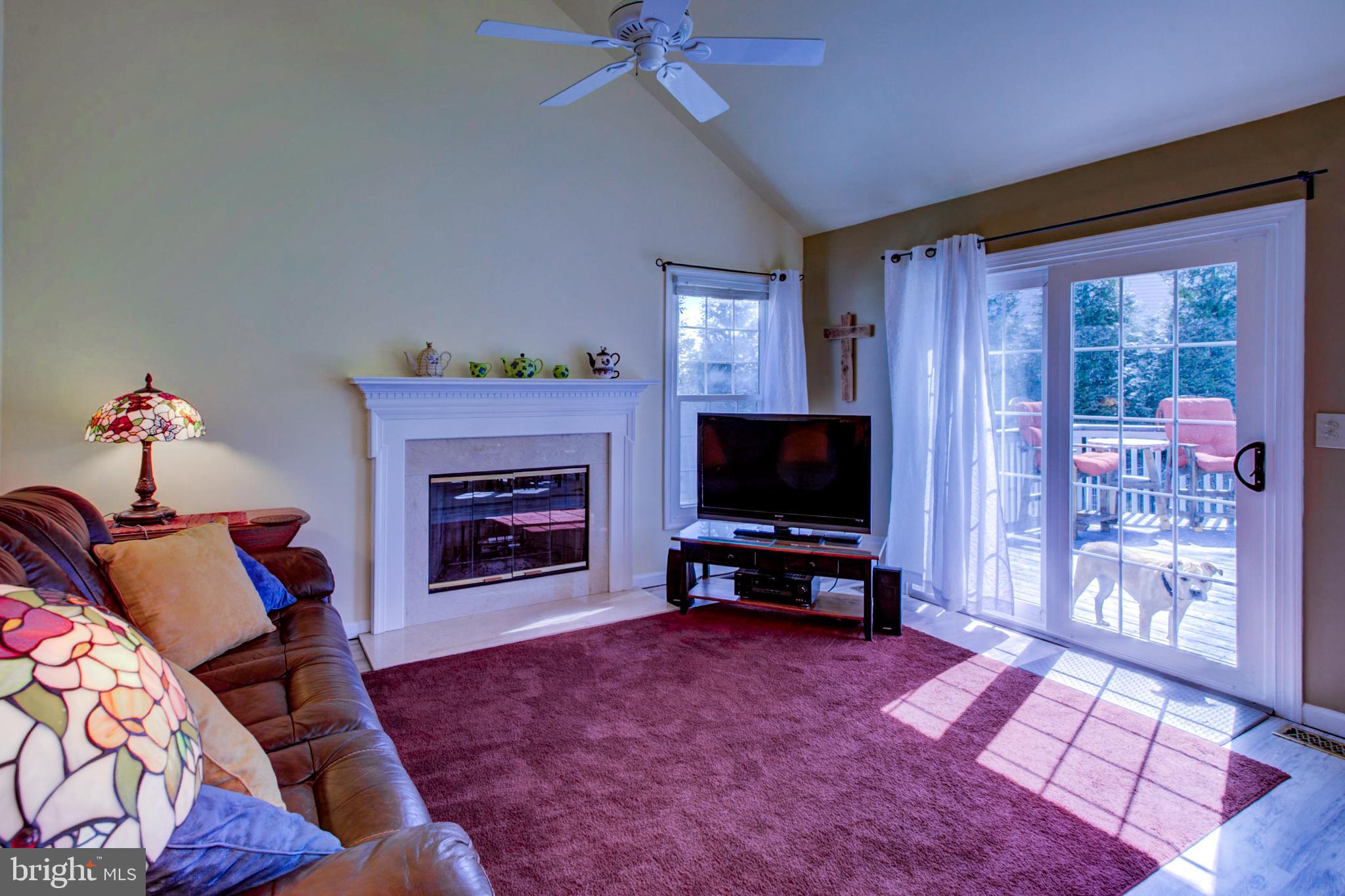 CROSS CREEK - Residential