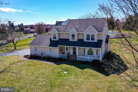 Homes For Sale - 19 Ponds End Drive<br/> DOWNINGTOWN, PA 19335