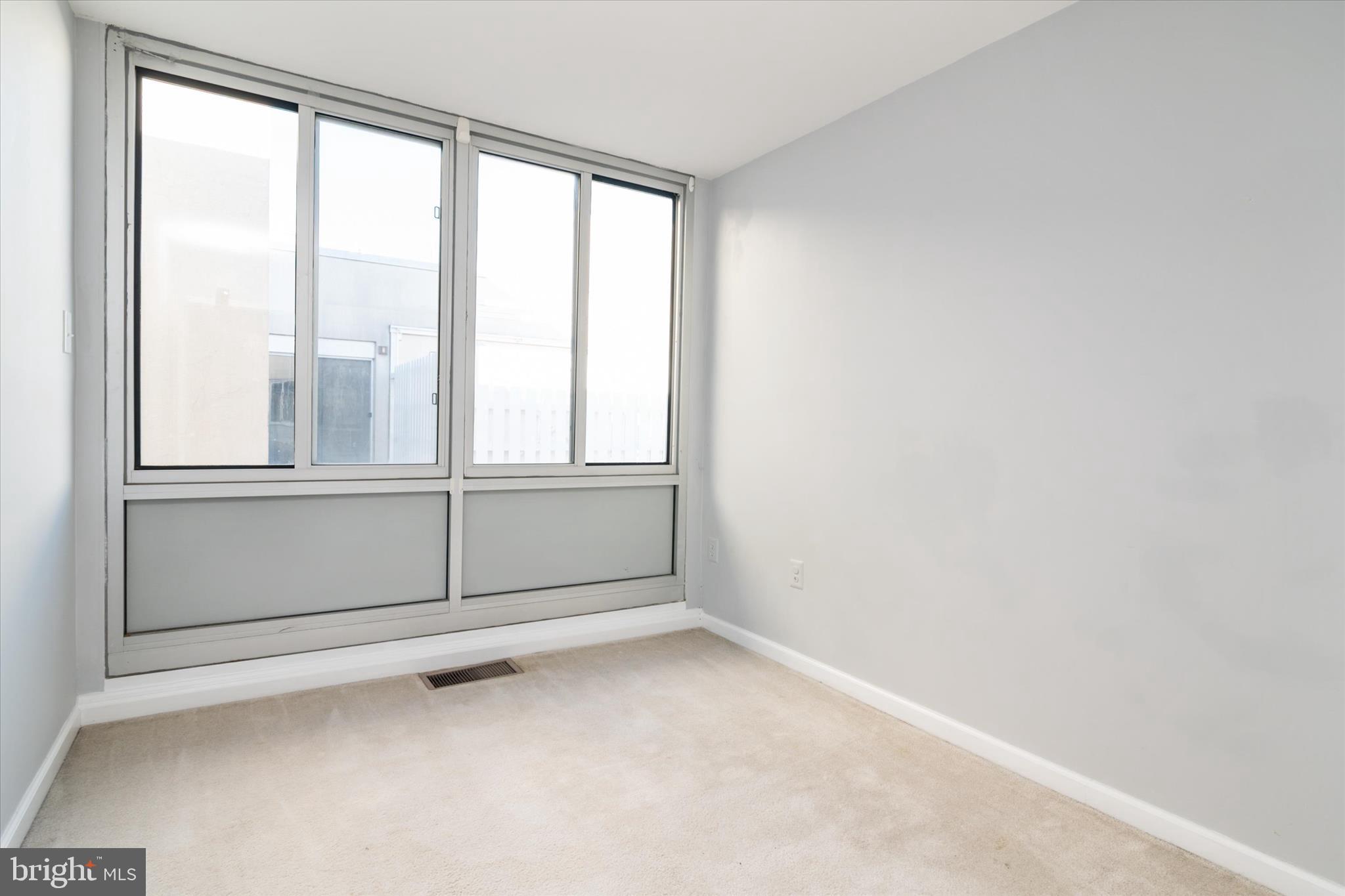 TOWSON - Residential