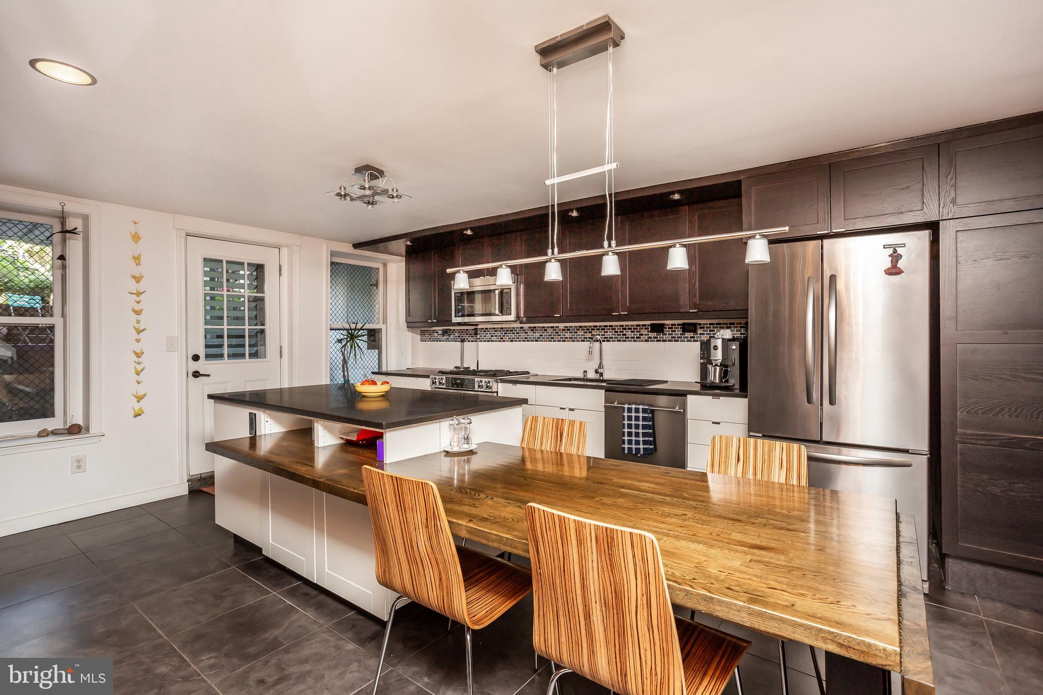 BOLTON HILL HISTORIC DISTRICT - Residential Income