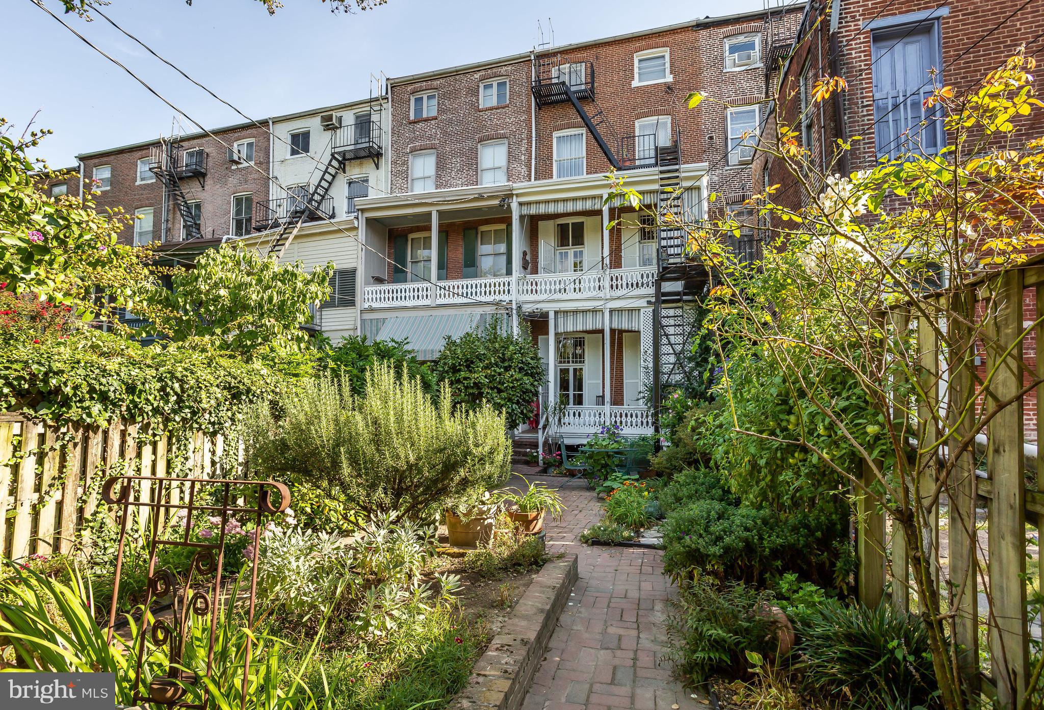 BOLTON HILL HISTORIC DISTRICT - Residential Income