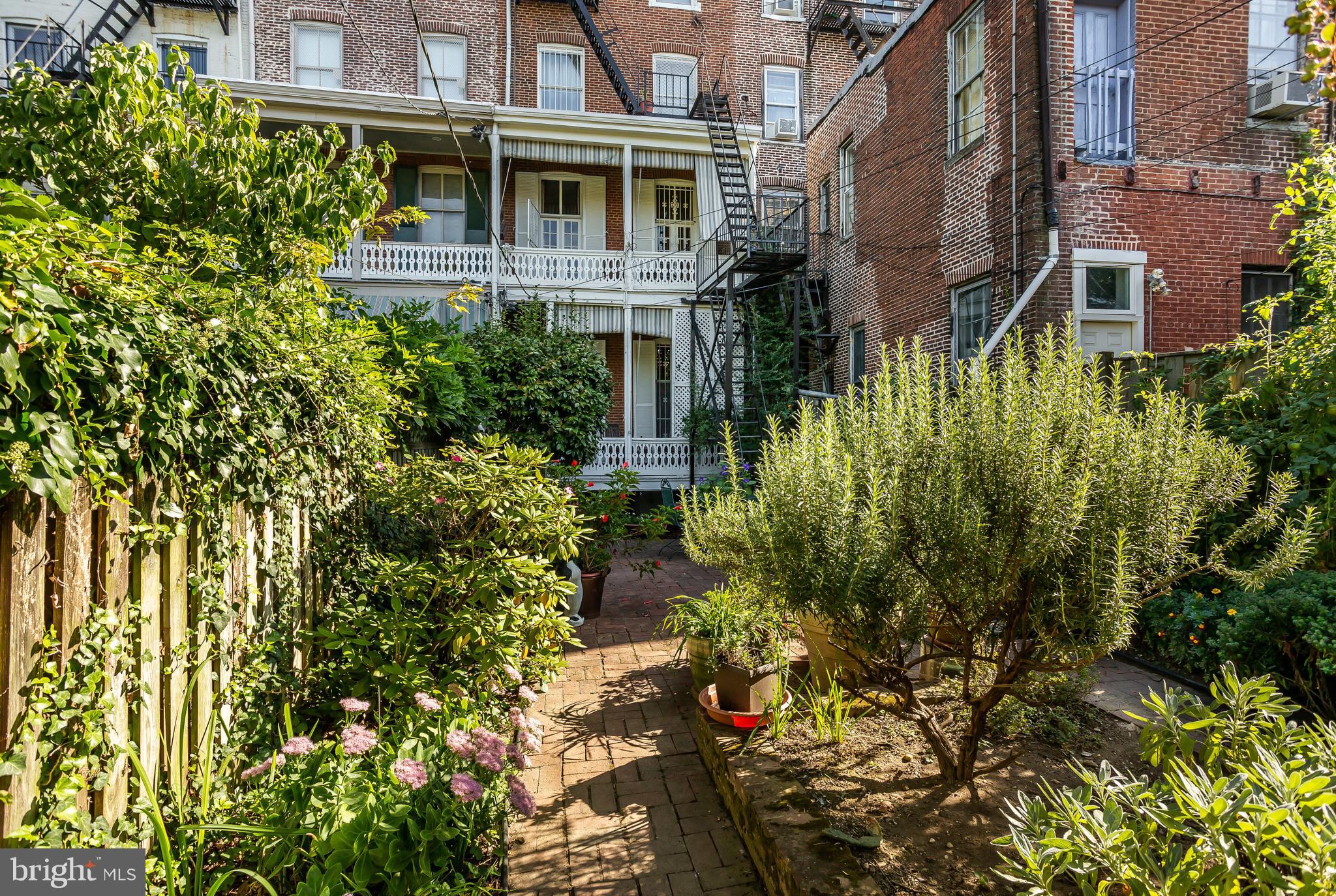 BOLTON HILL HISTORIC DISTRICT - Residential Income