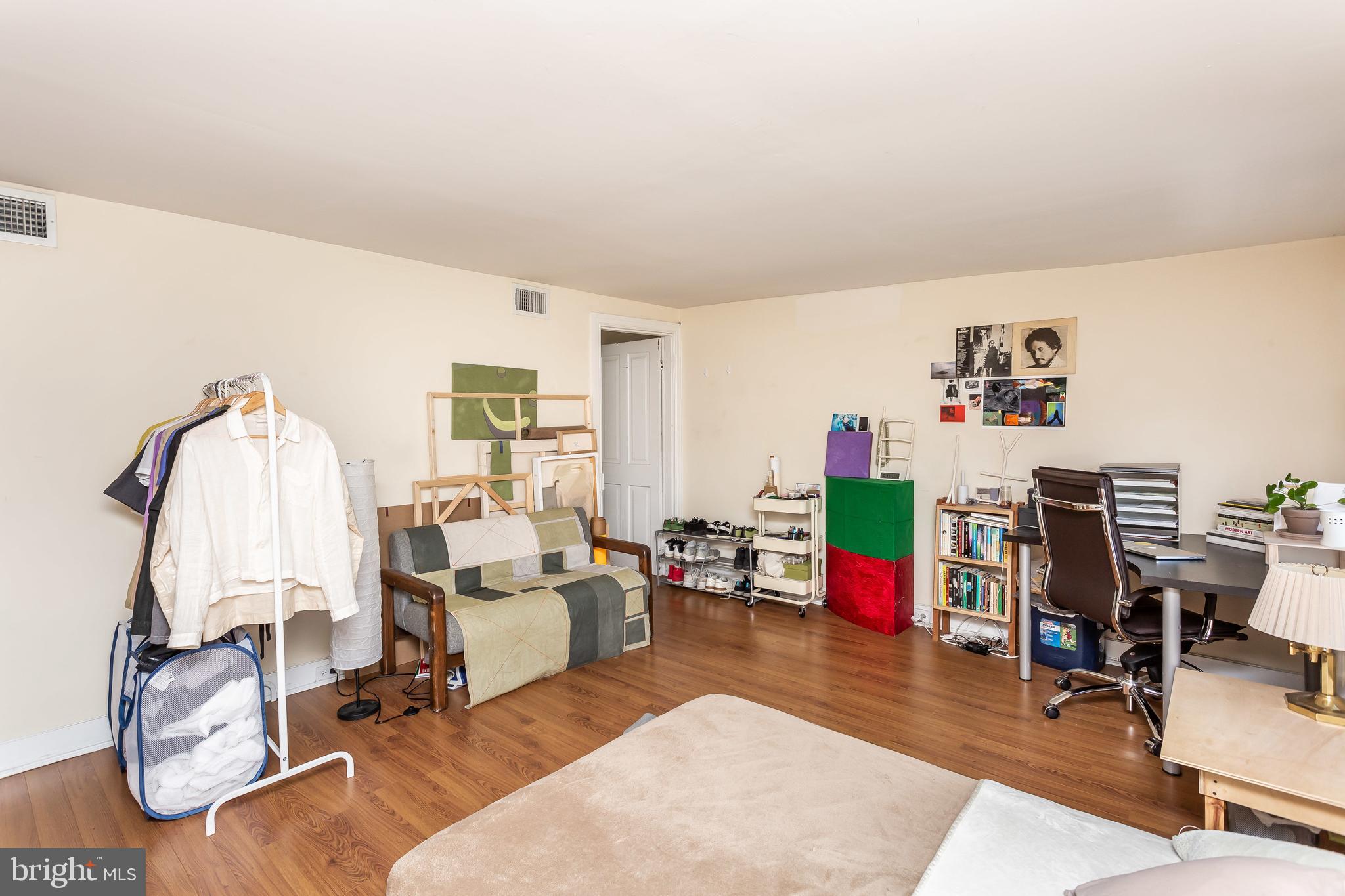 BOLTON HILL HISTORIC DISTRICT - Residential Income