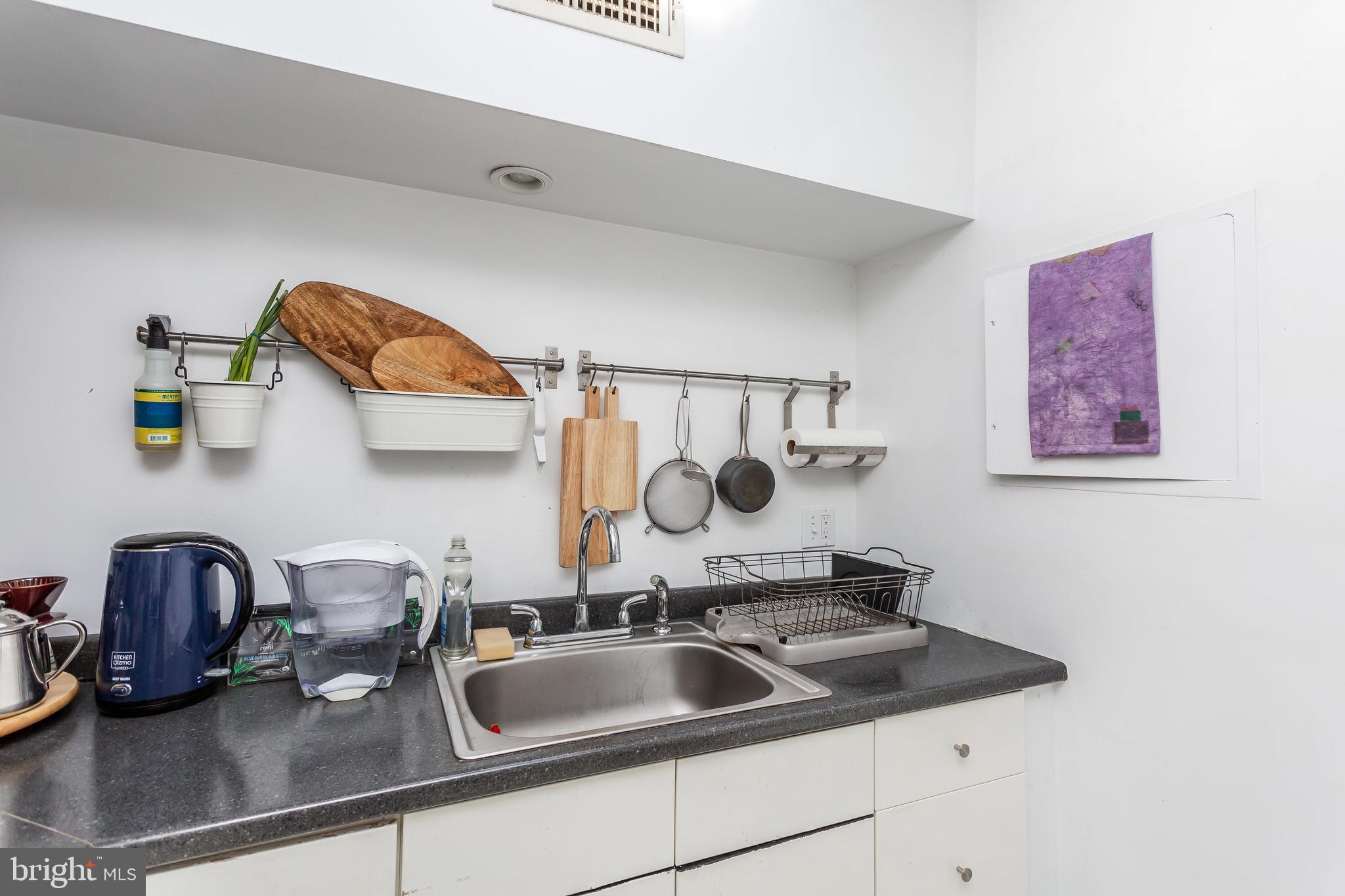 BOLTON HILL HISTORIC DISTRICT - Residential Income