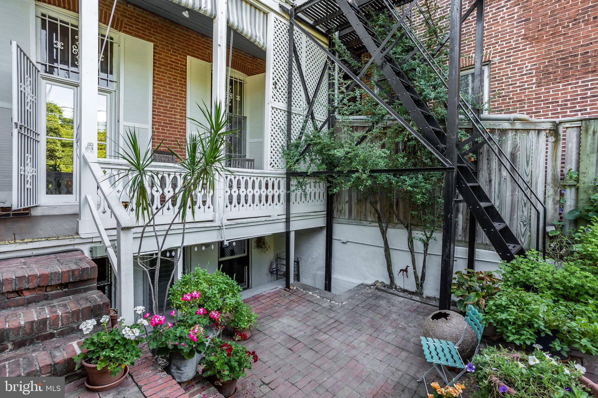 BOLTON HILL HISTORIC DISTRICT - Residential Income