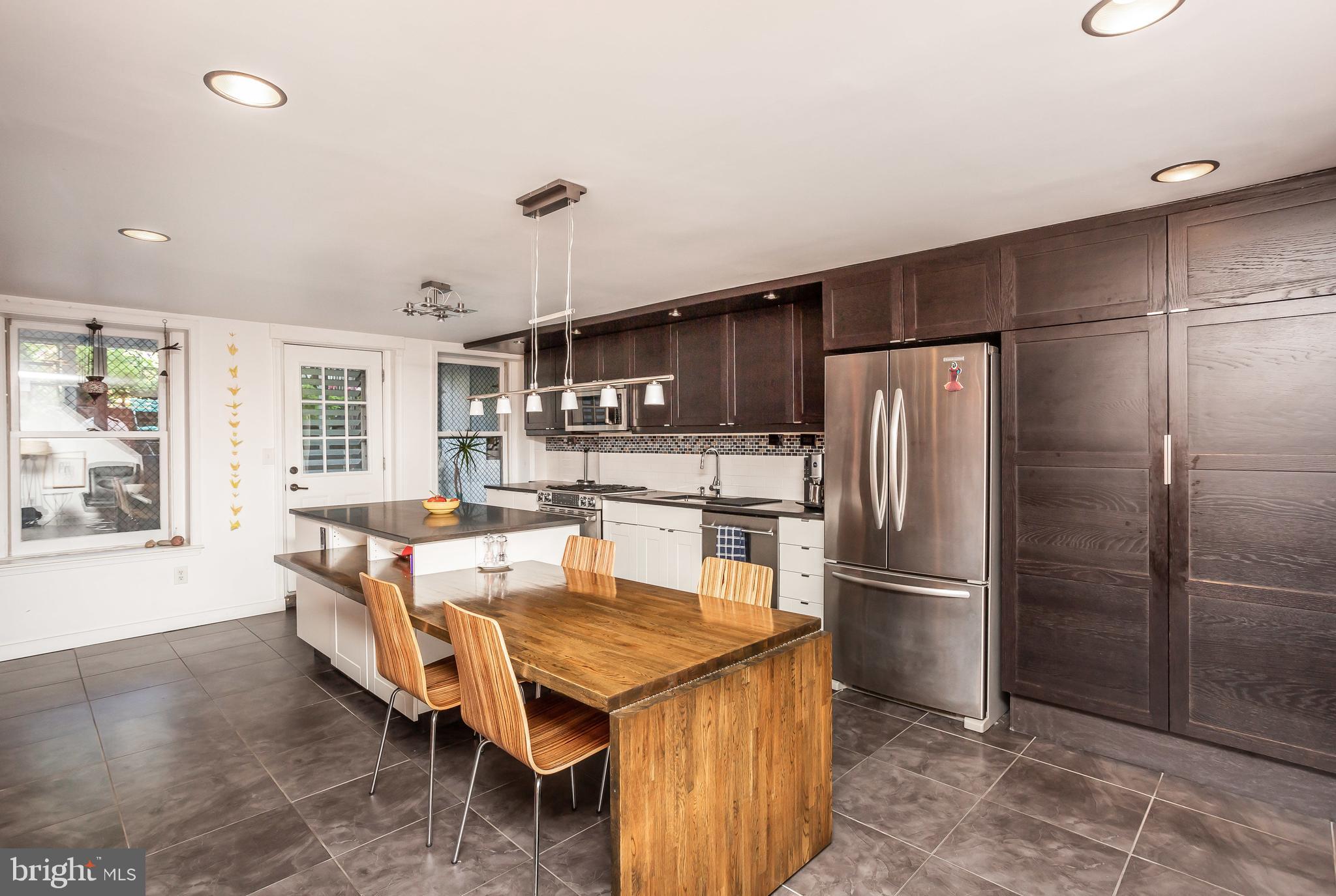 BOLTON HILL HISTORIC DISTRICT - Residential Income