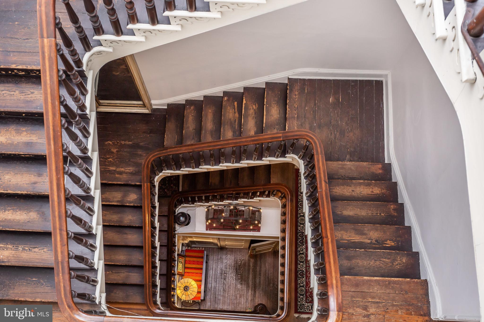 BOLTON HILL HISTORIC DISTRICT - Residential Income