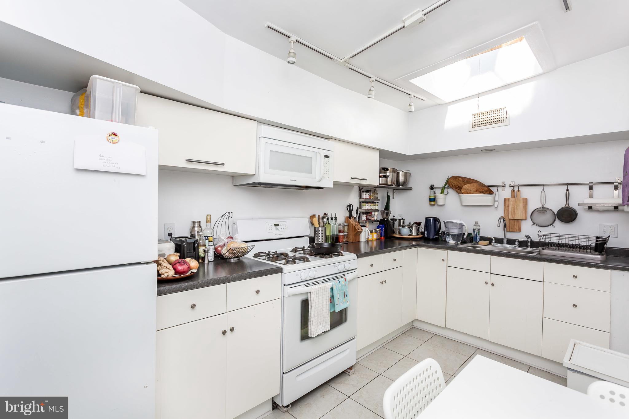 BOLTON HILL HISTORIC DISTRICT - Residential Income