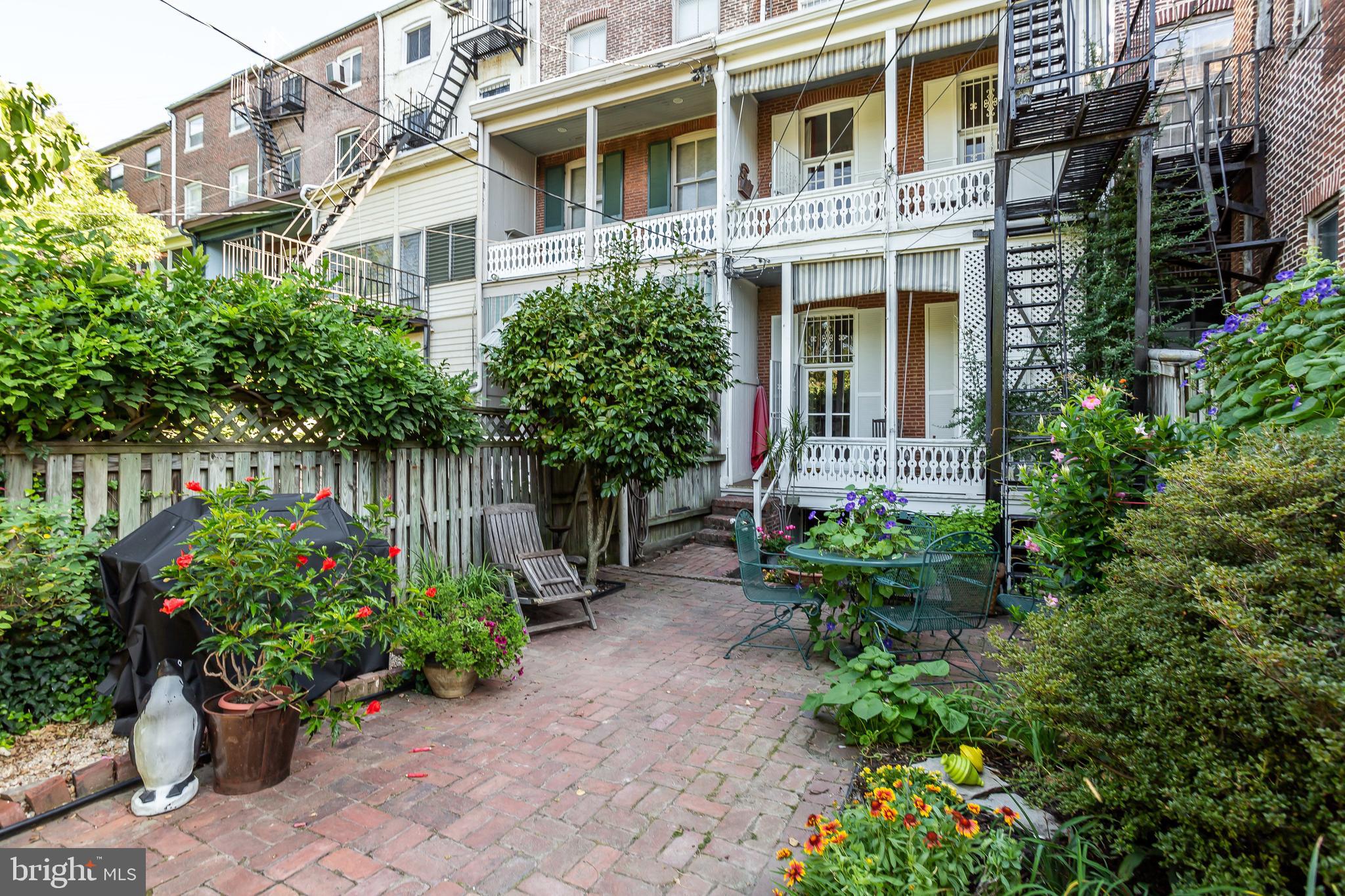 BOLTON HILL HISTORIC DISTRICT - Residential Income