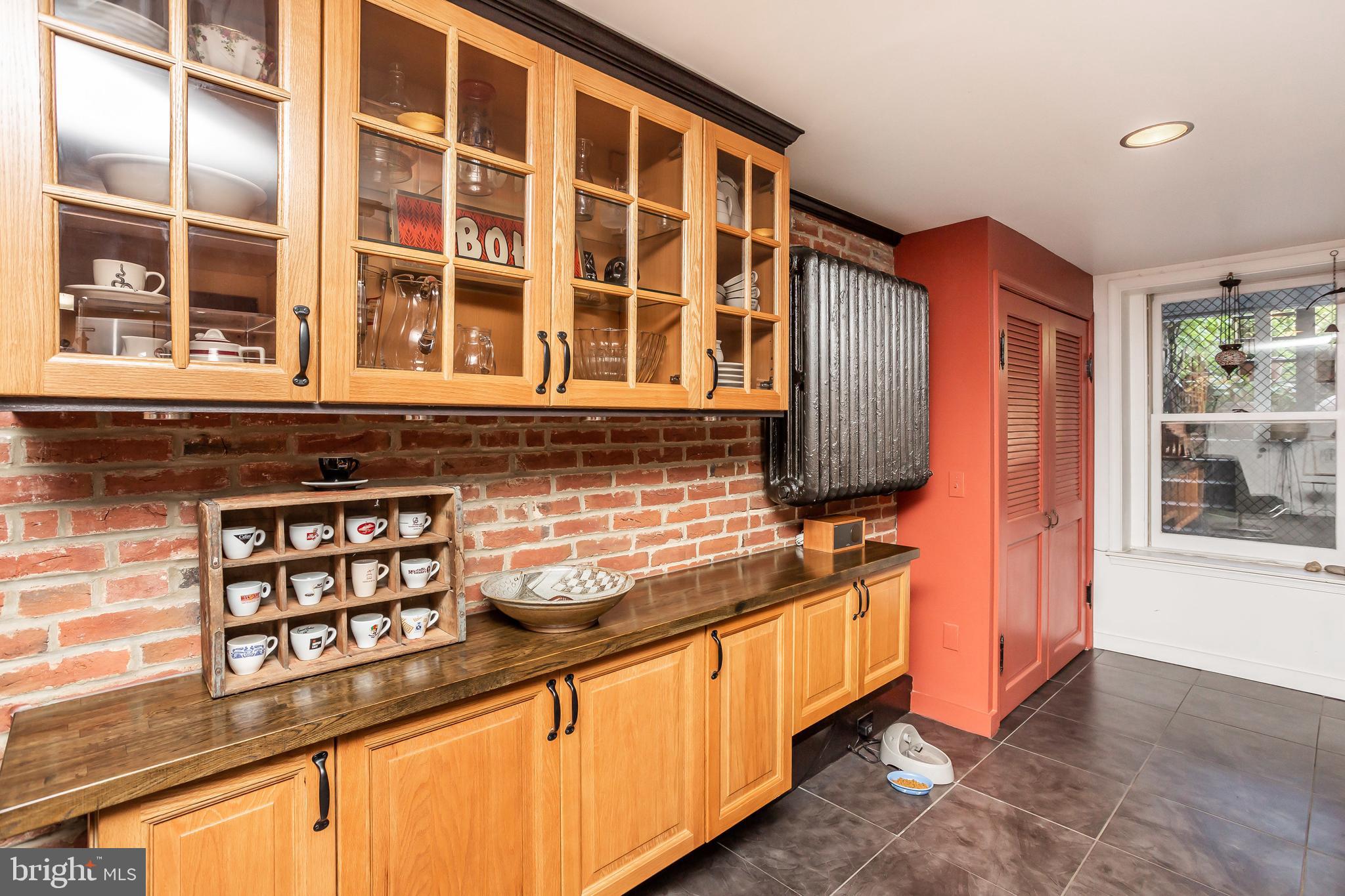 BOLTON HILL HISTORIC DISTRICT - Residential Income