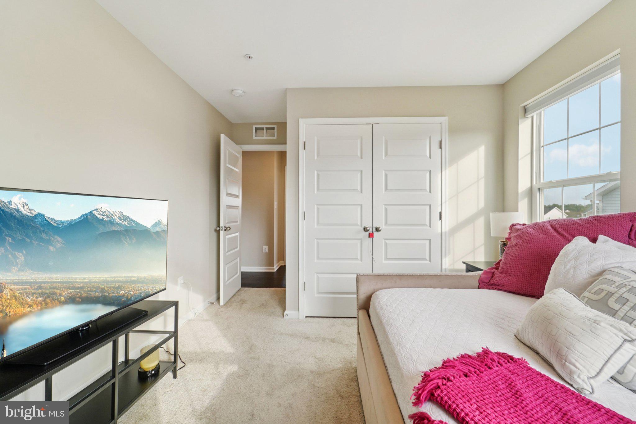 WALNUT RESERVE - Residential