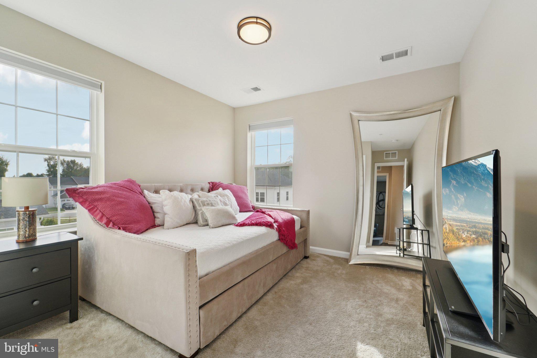 WALNUT RESERVE - Residential