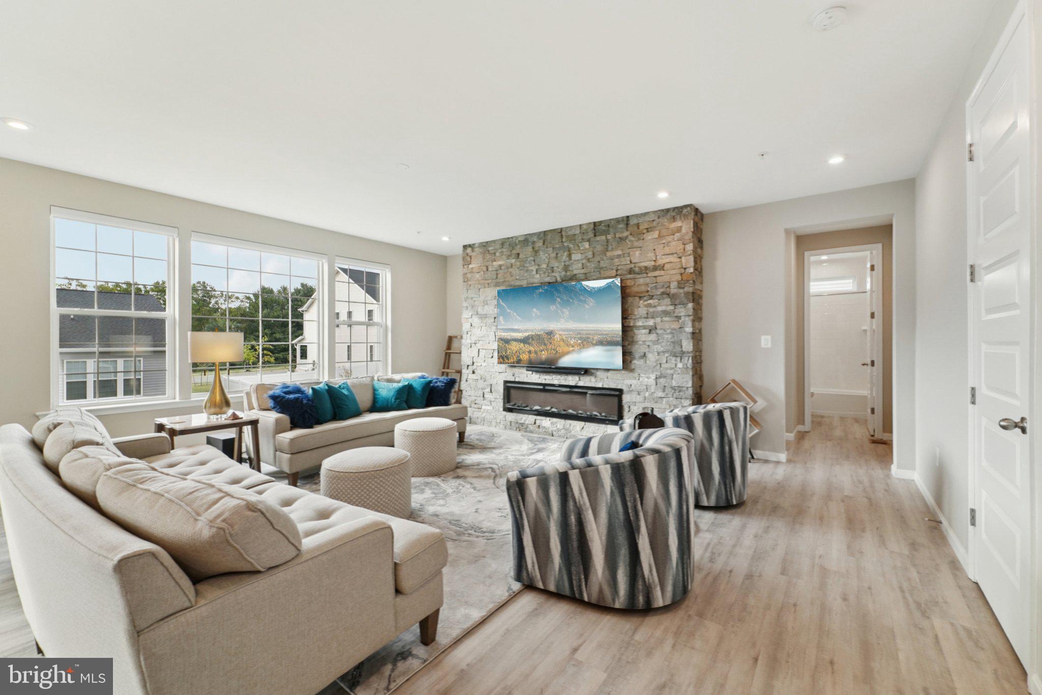 WALNUT RESERVE - Residential