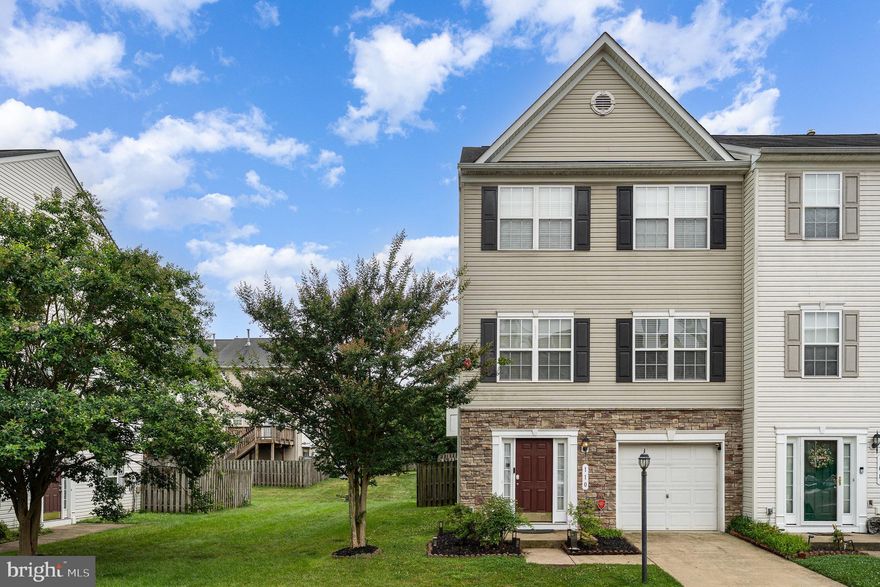 Welcome home to this beautifully maintained 3 level -end unit townhome offering both space and style! Located in the desirable Port Aquia community just minutes from Quantico. This home boasts gorgeous hardwood floors, brand new carpet, and a brand-new deck perfect for outdoor entertaining. 

The main level features a spacious kitchen with a center island, ideal for cooking and gatherings, plus a cozy gas fireplace to war your evenings. Upstairs, enjoy generous bedrooms and modern finishes throughout. The fully fenced rear yard is perfect for pets or private relation. 
Move-in Ready!

Don't miss out your chance to own the beautifully well-kept home in a commuter friendly location. 

Schedule your showing today!