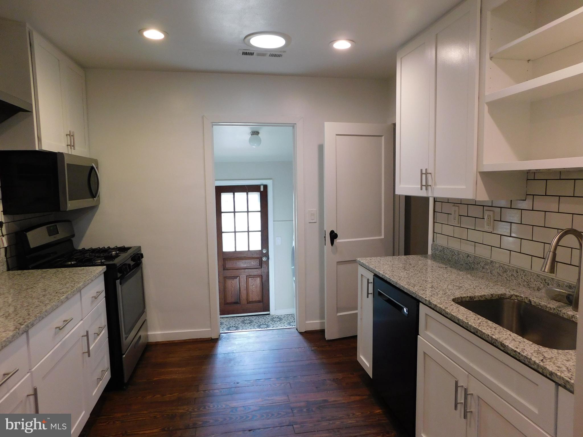 ANNANDALE ACRES - Residential Lease