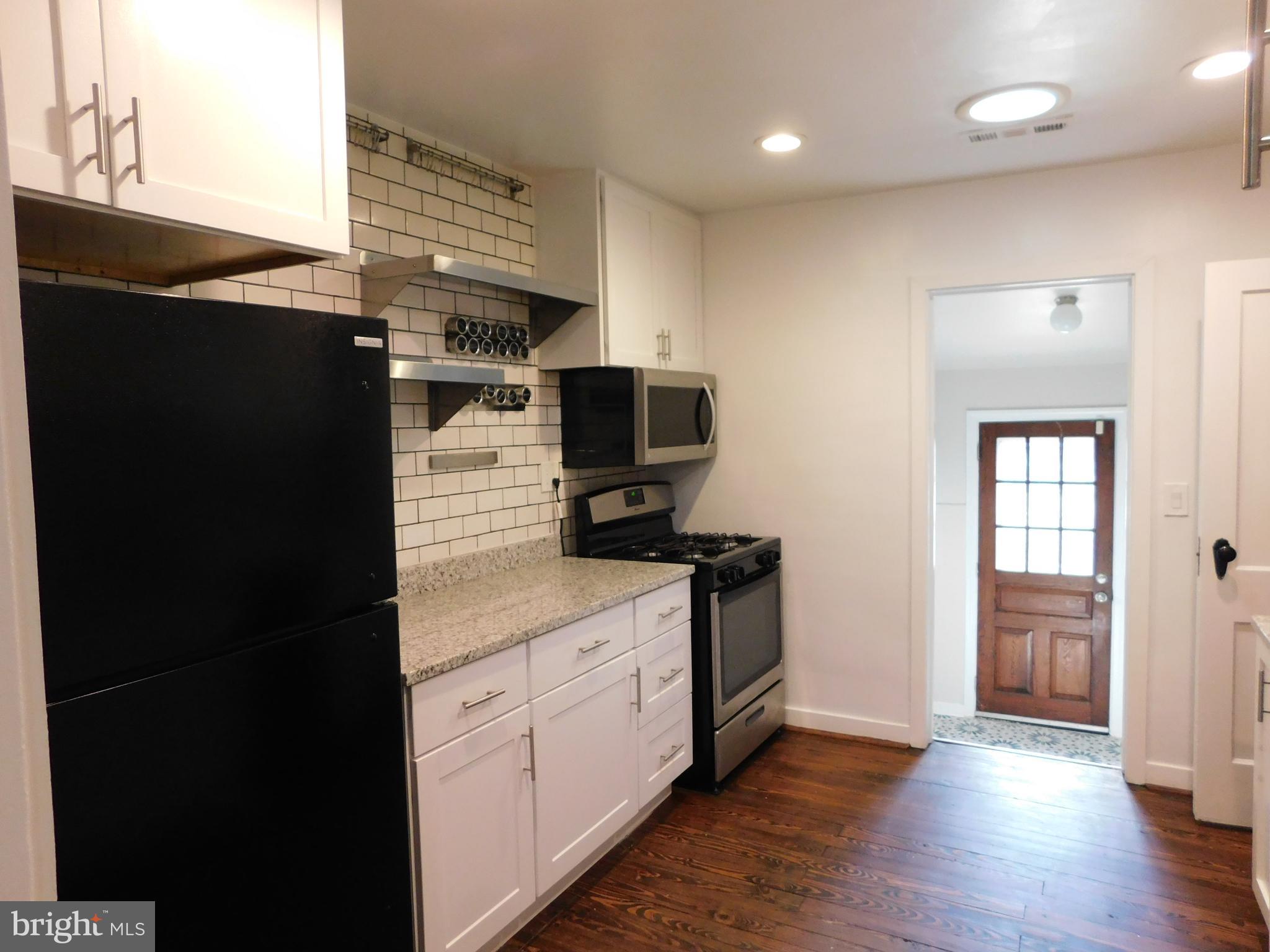 ANNANDALE ACRES - Residential Lease