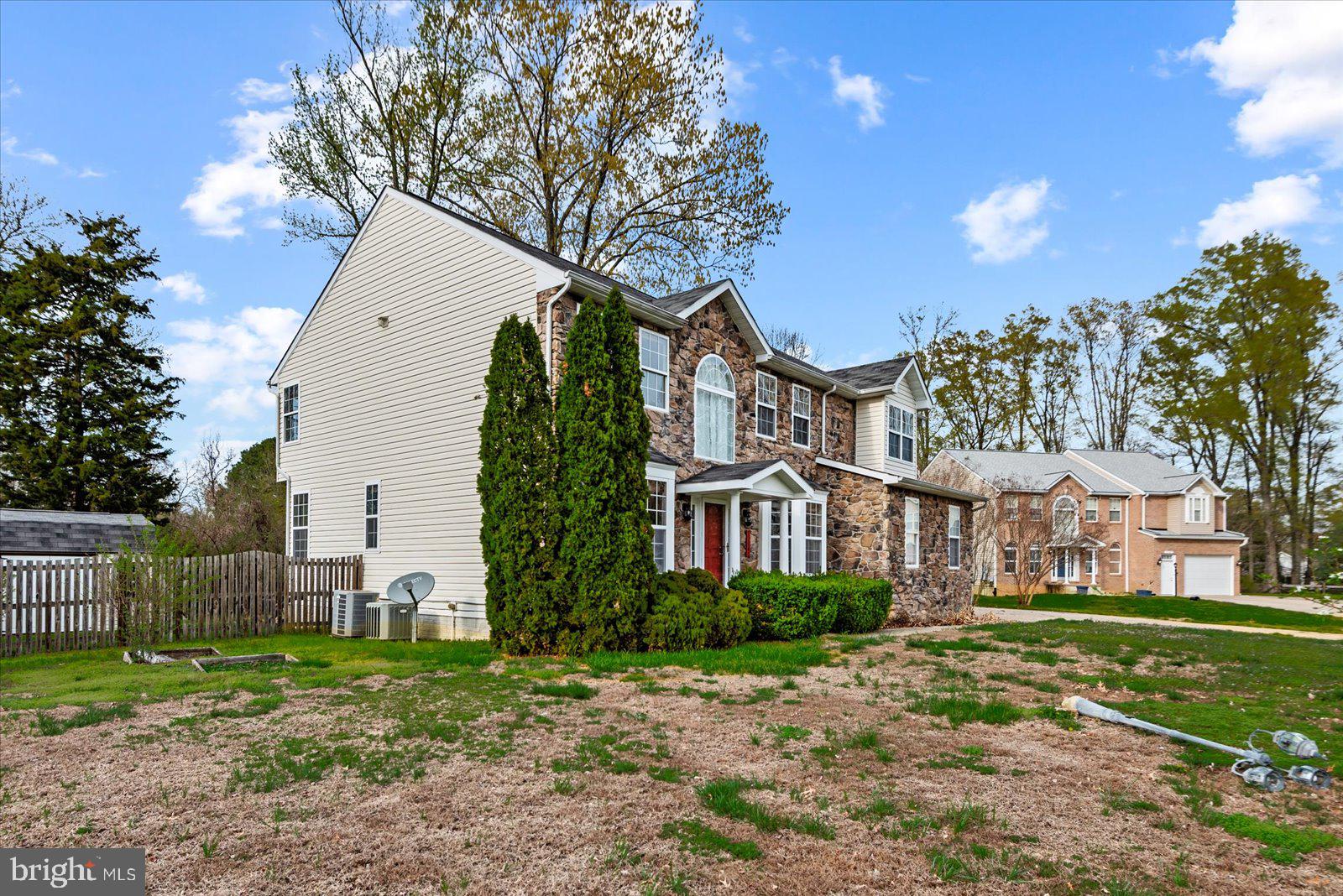 FERRY DOCK CROSSING - Residential