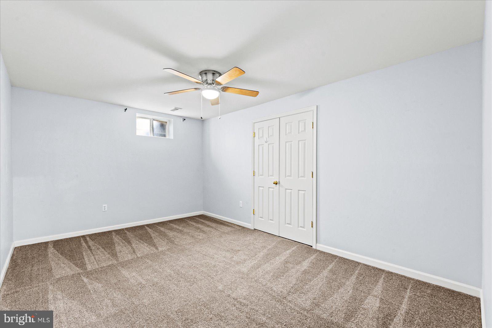 FERRY DOCK CROSSING - Residential