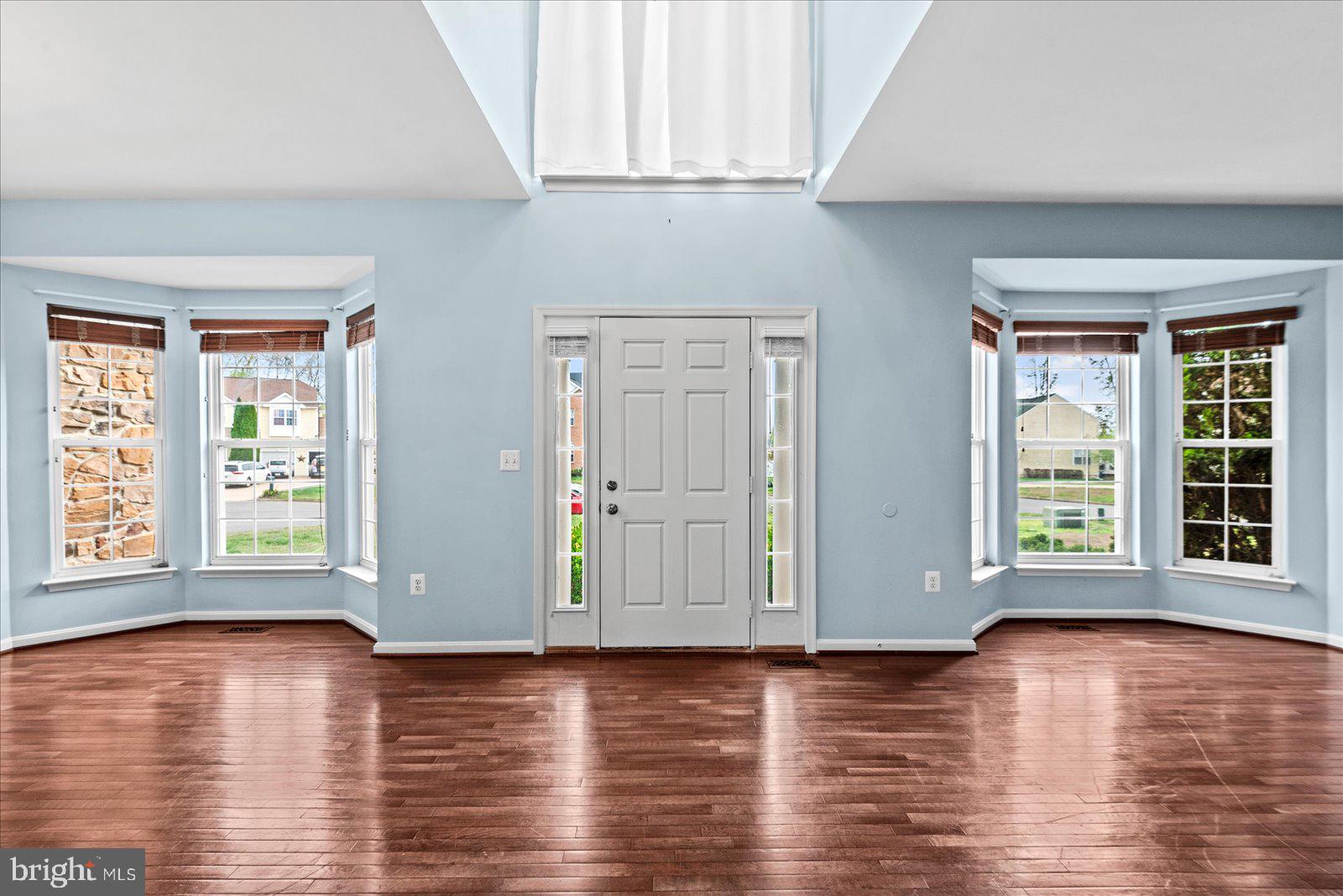 FERRY DOCK CROSSING - Residential