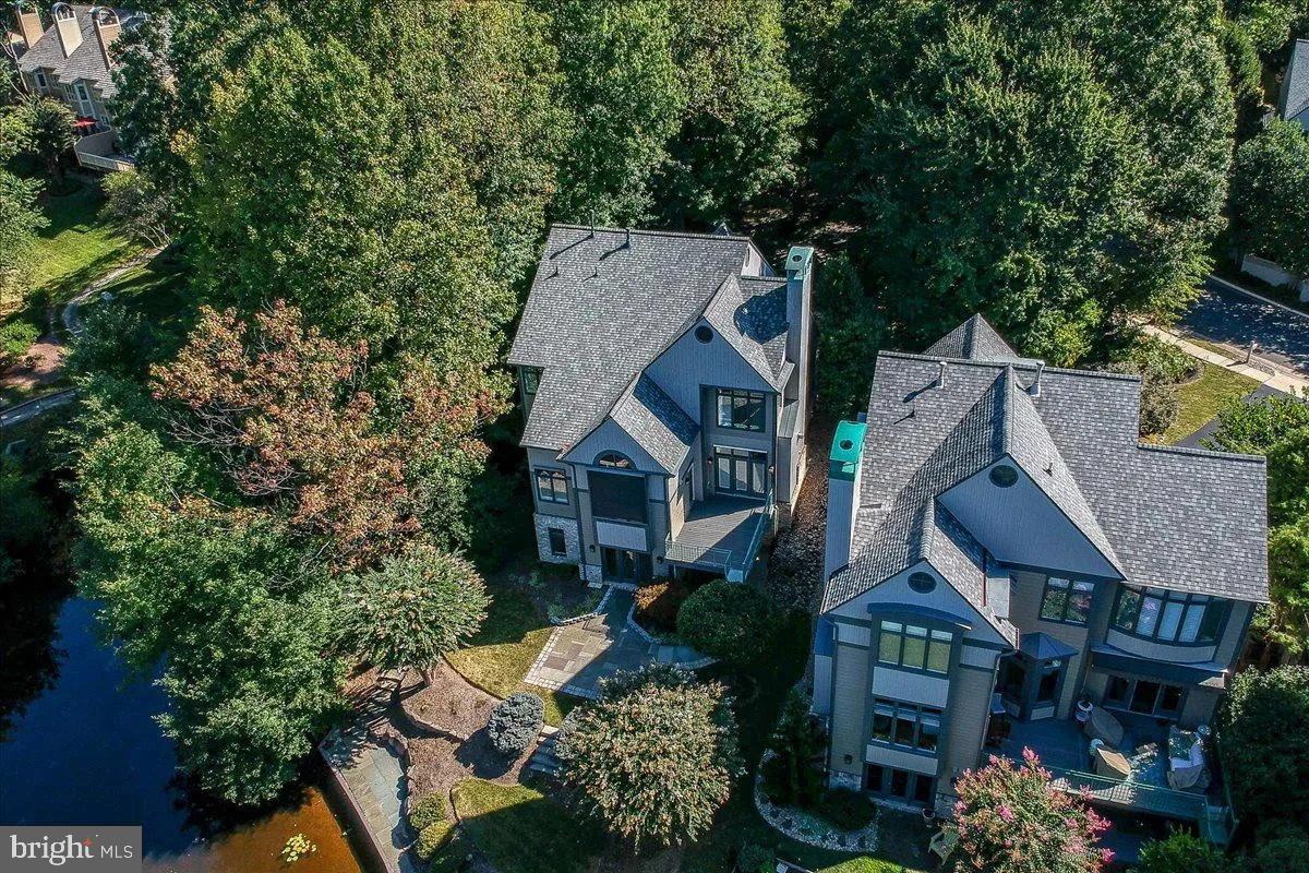 1460 WATERFRONT ROAD