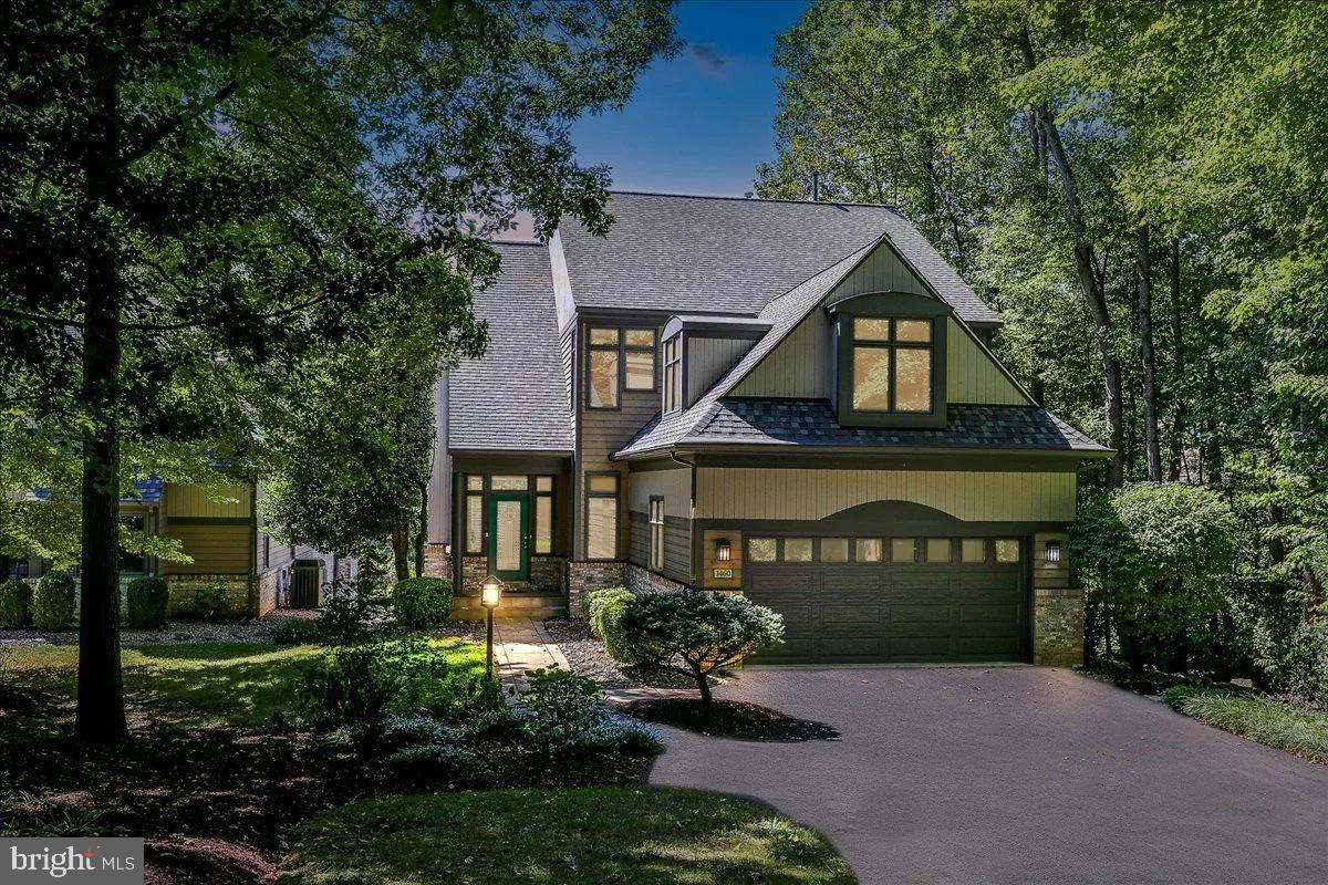 1460 WATERFRONT ROAD