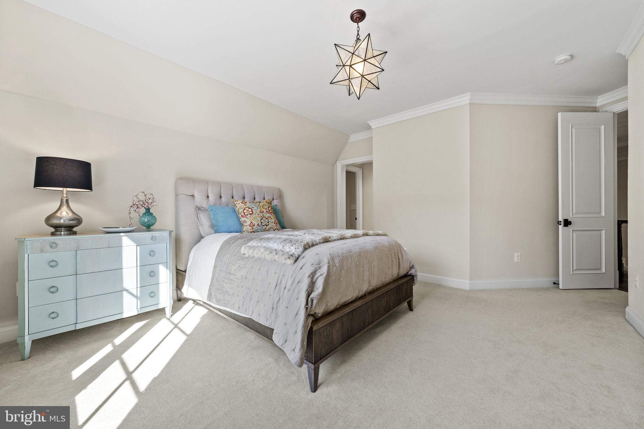 CHESTERBROOK - Residential