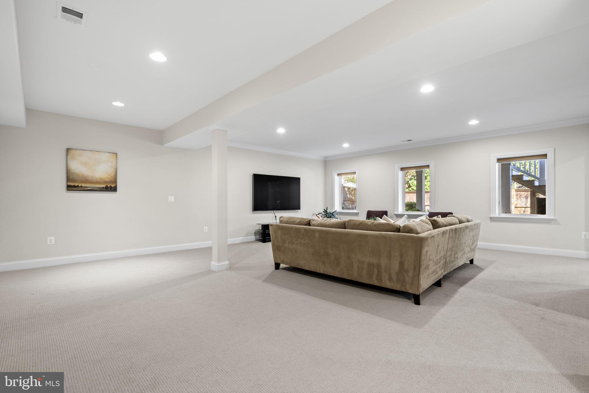 CHESTERBROOK - Residential