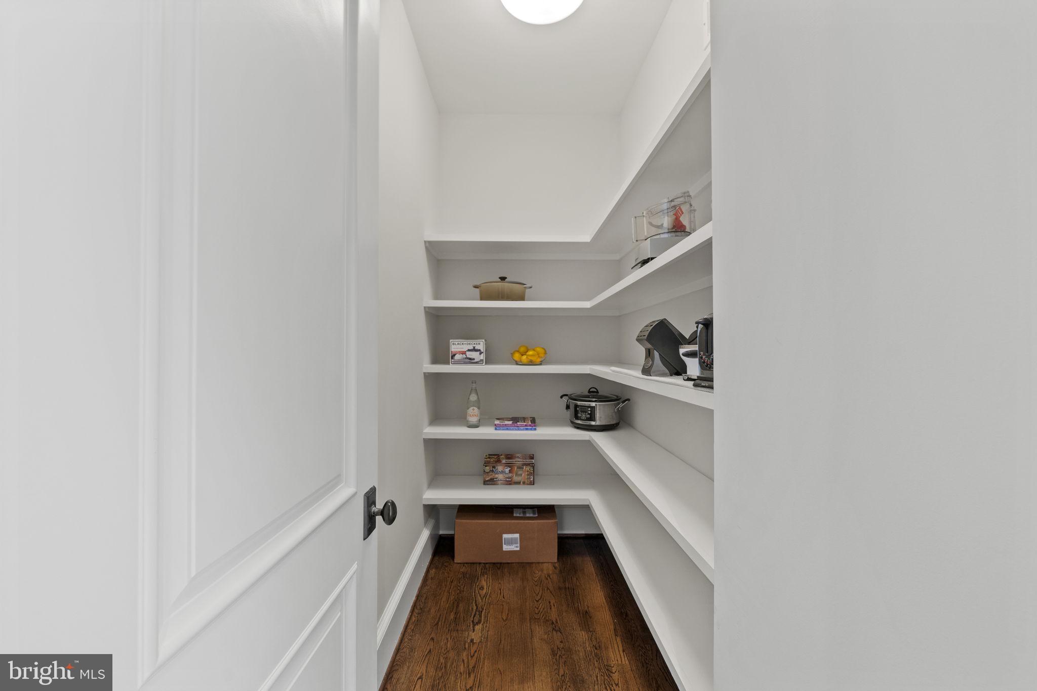 CHESTERBROOK - Residential