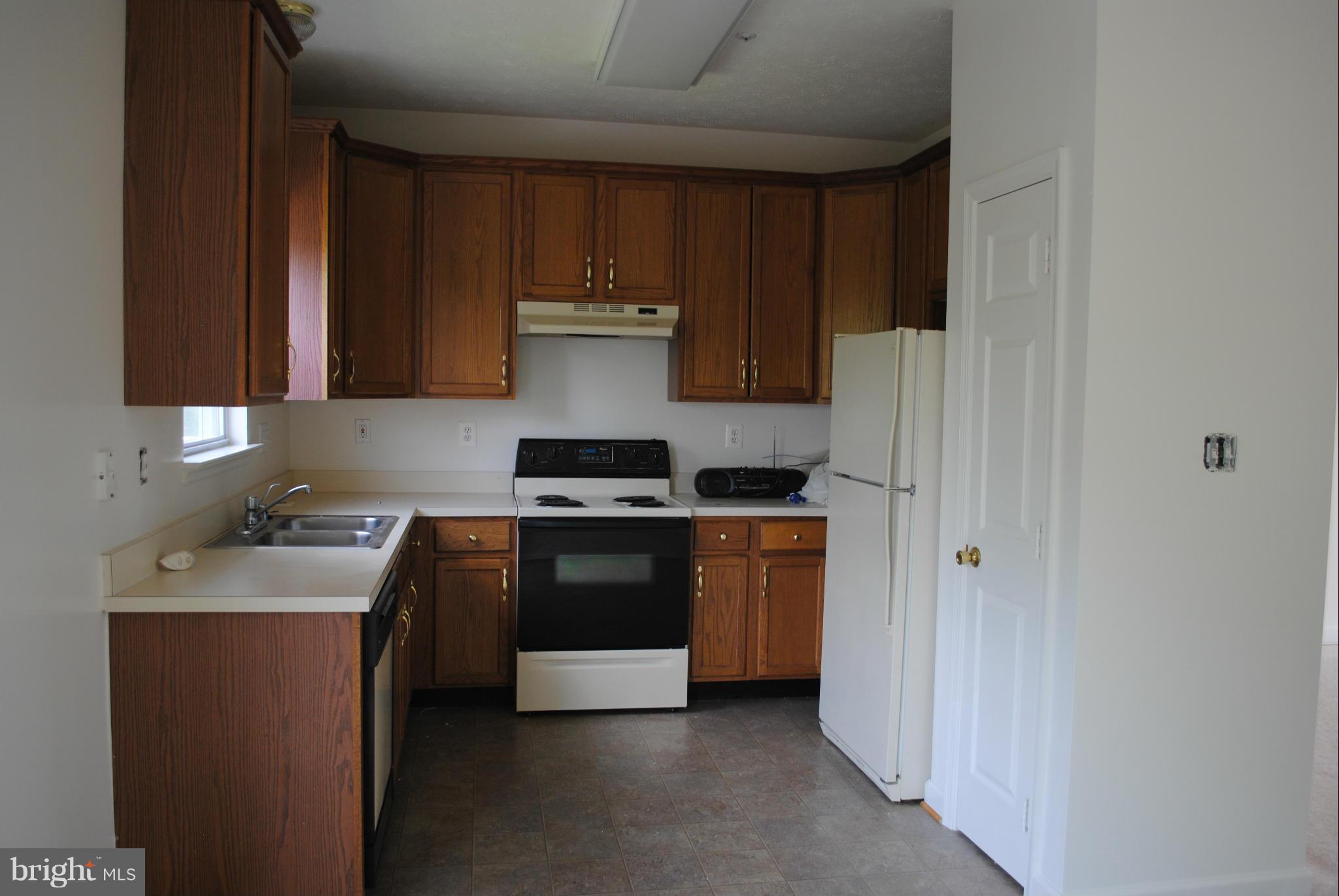 WOODS AT DEER CREEK SUB - Residential Lease